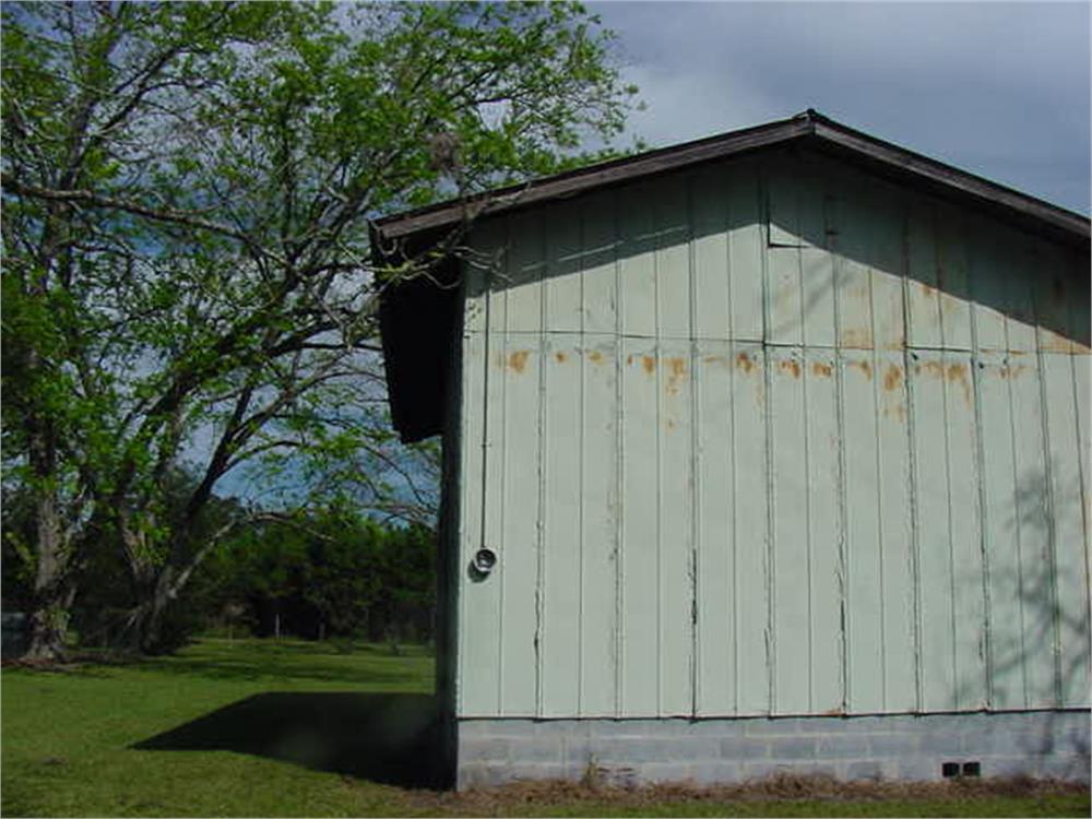 123 Rainbow Rd, Nicholls, GA 31554-3403