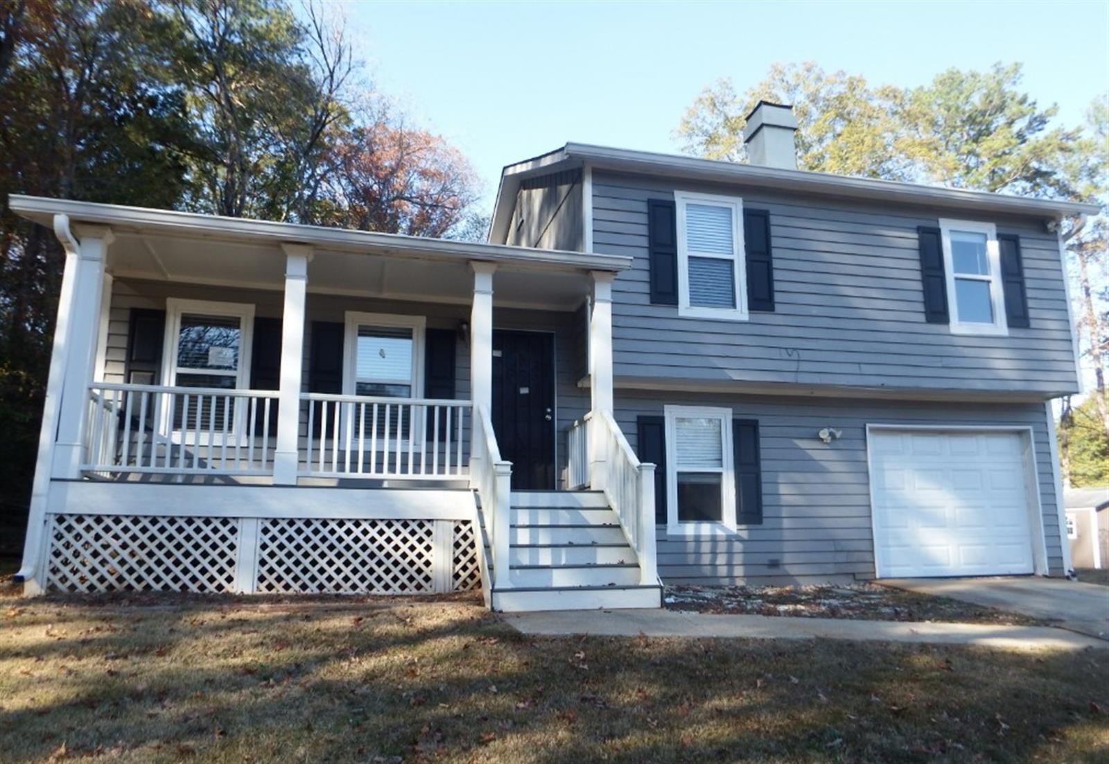 5119 Fairforest Dr, Stone Mountain, GA 30088-1638