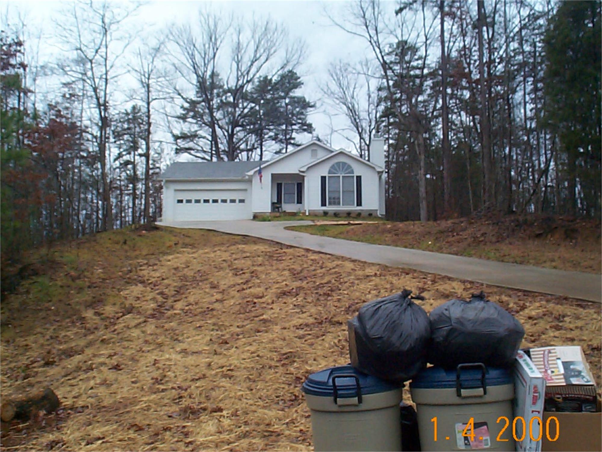 217 Rainey Brooke Dr, Winder, GA 30680-4246
