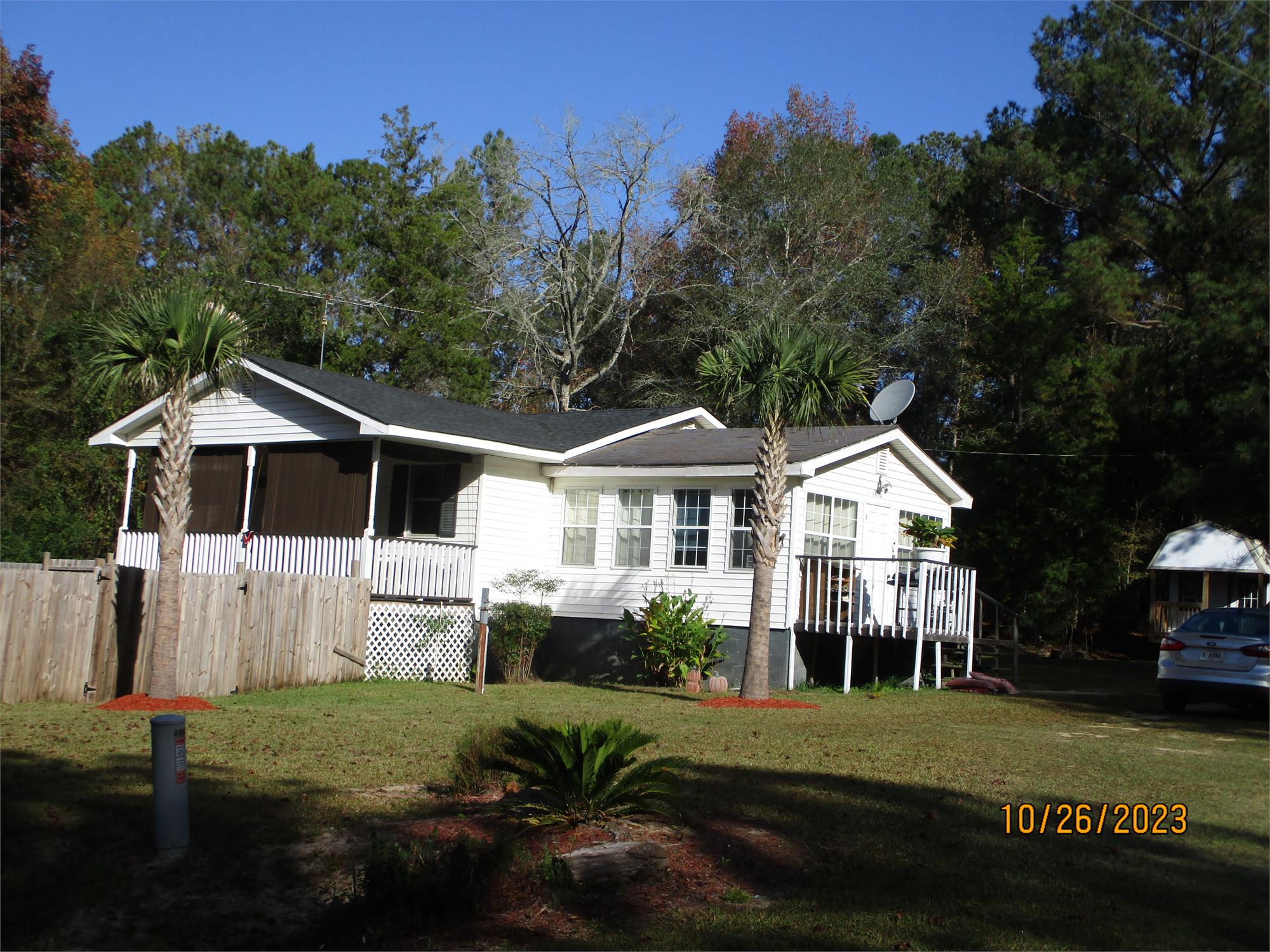 1806 Trawick Rd, Sandersville, GA 31082-8923