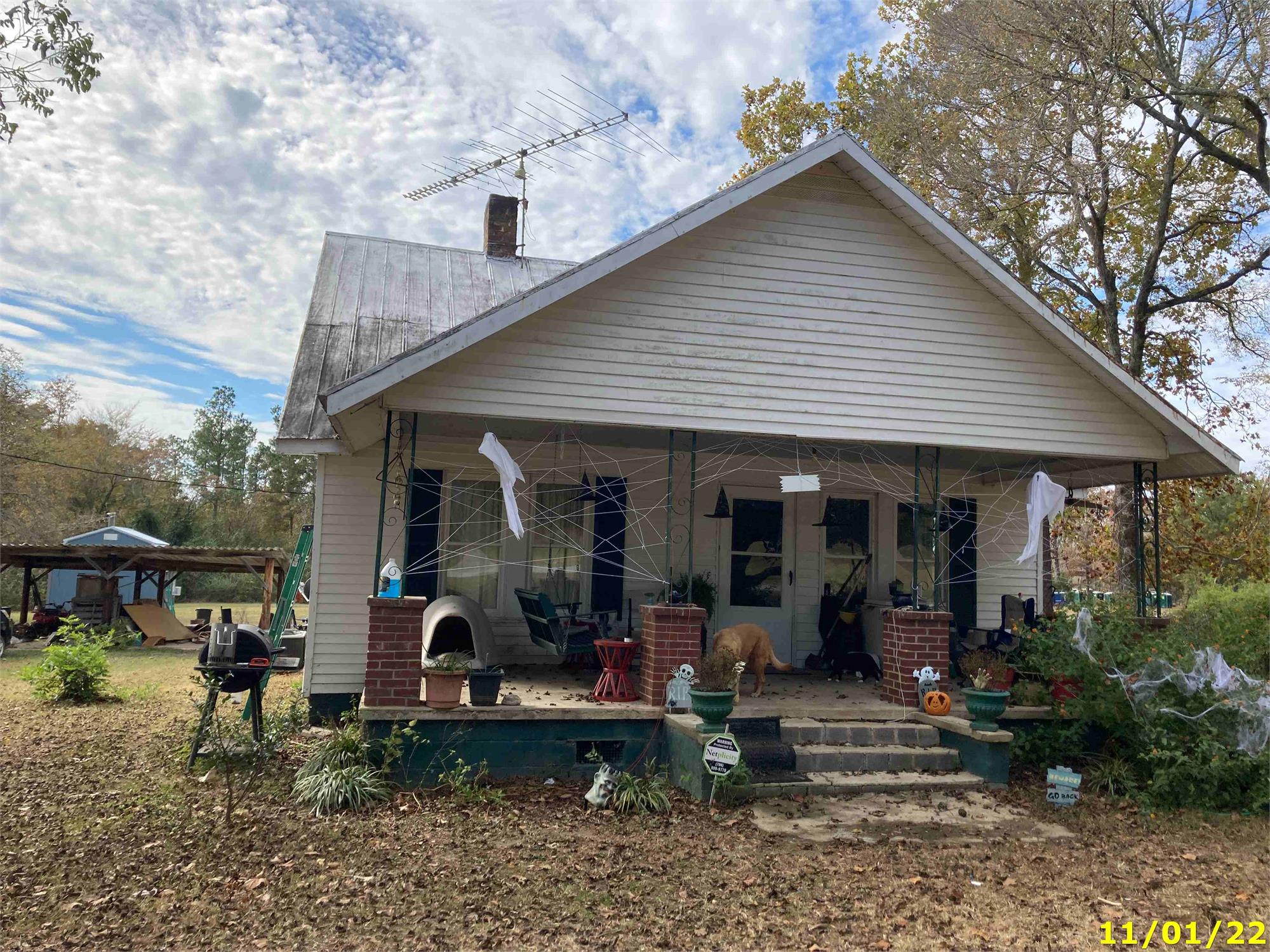 4281 Liberty Church Rd, White Plains, GA 30678-2633
