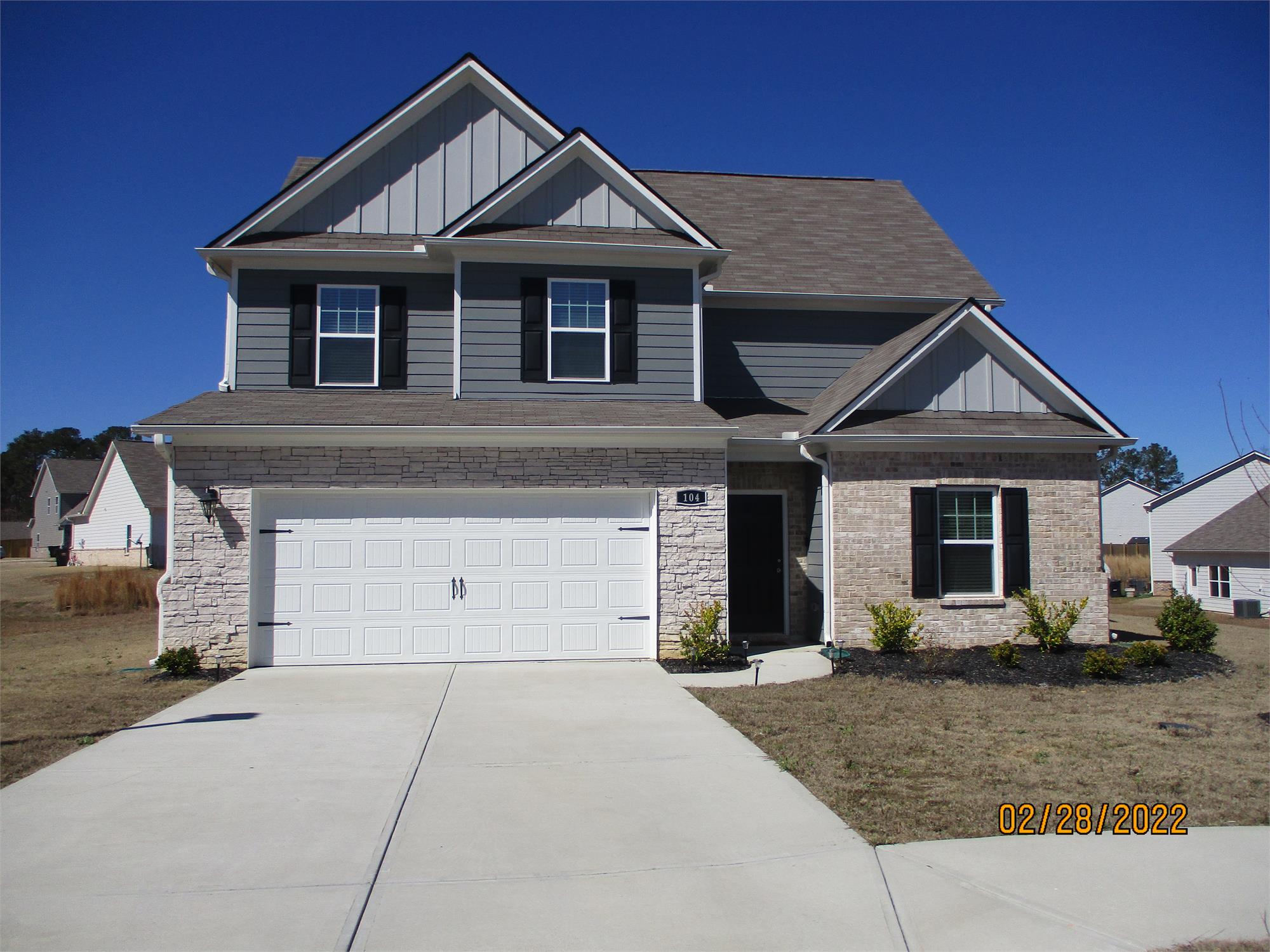 104 Fallbrook Ct, Cartersville, GA 30120