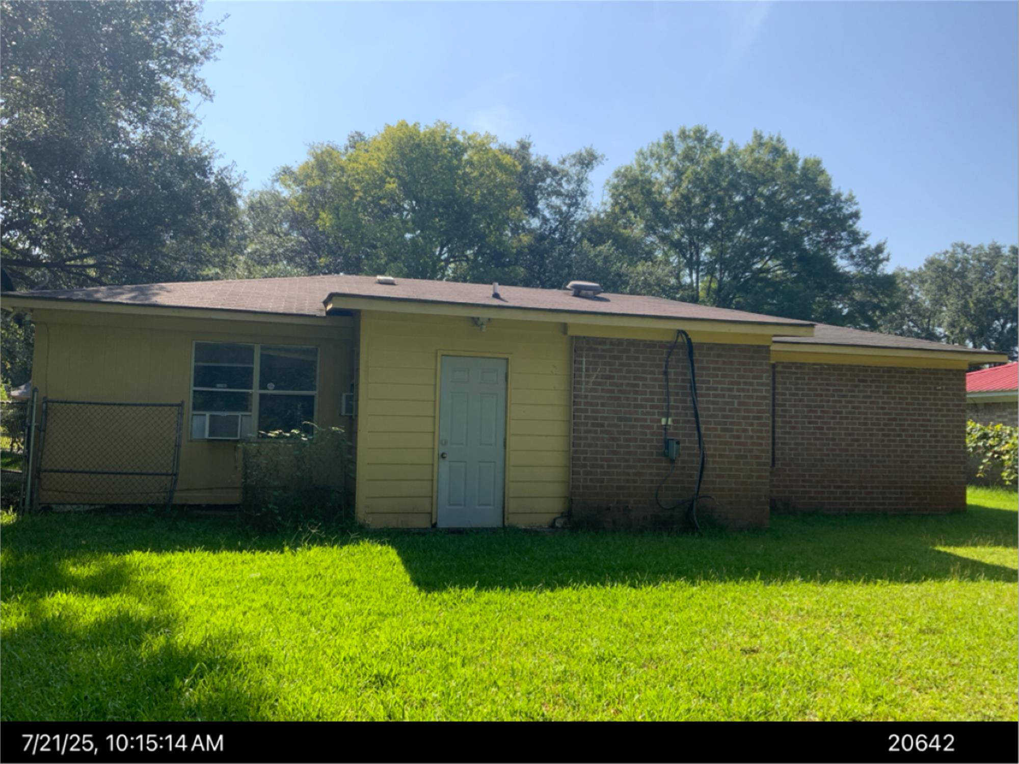 2811 Newcastle Ln, Albany, GA 31701-4312