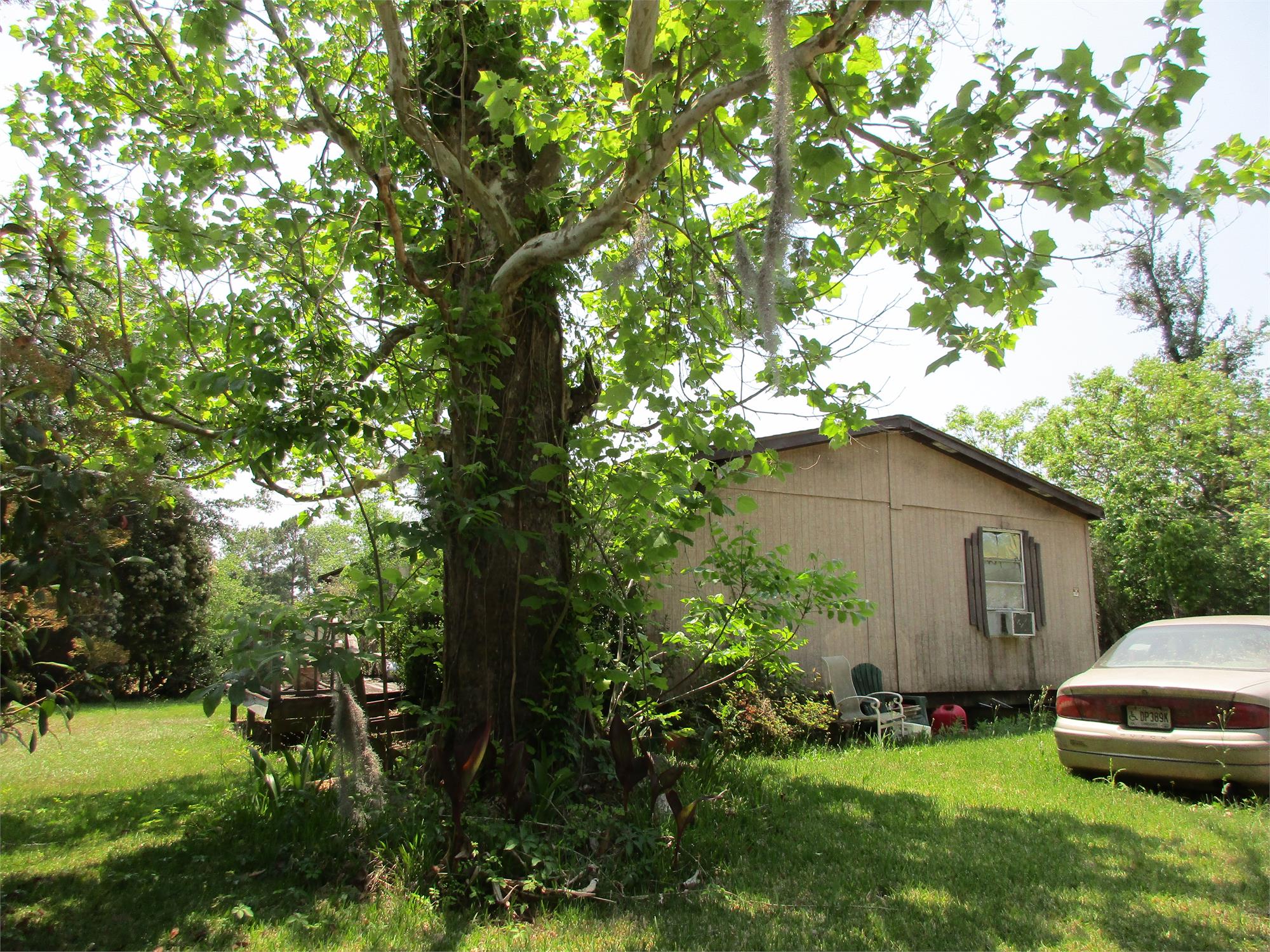 4619 Val Del Rd, Hahira, GA 31632-2737