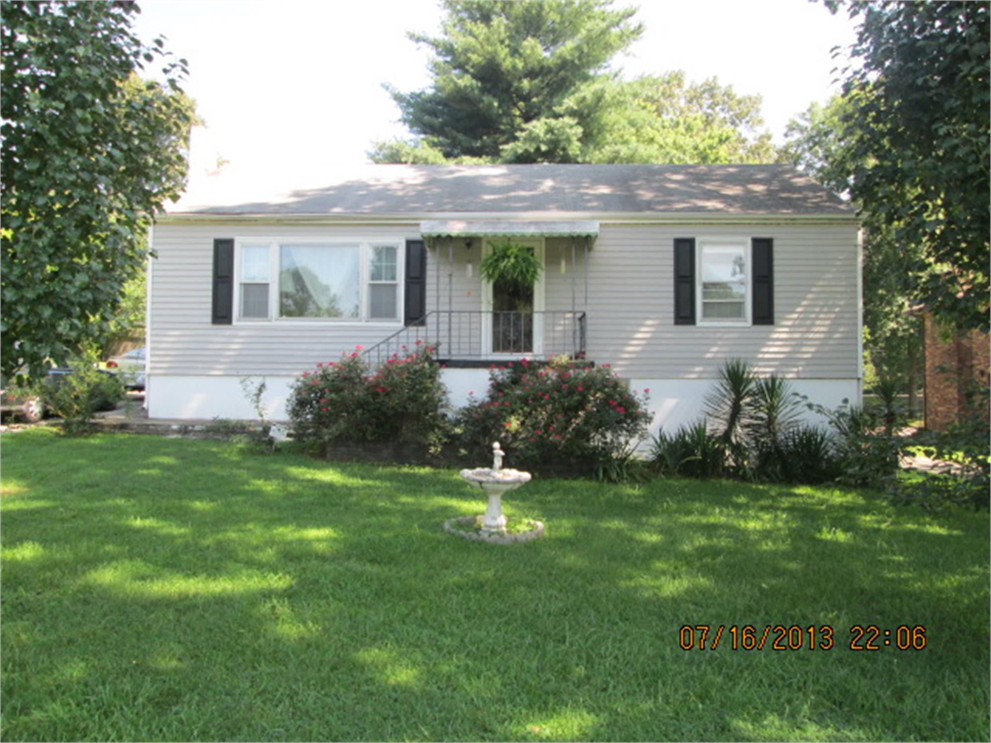 90 Mcafee Rd, Rossville, GA 30741-2902