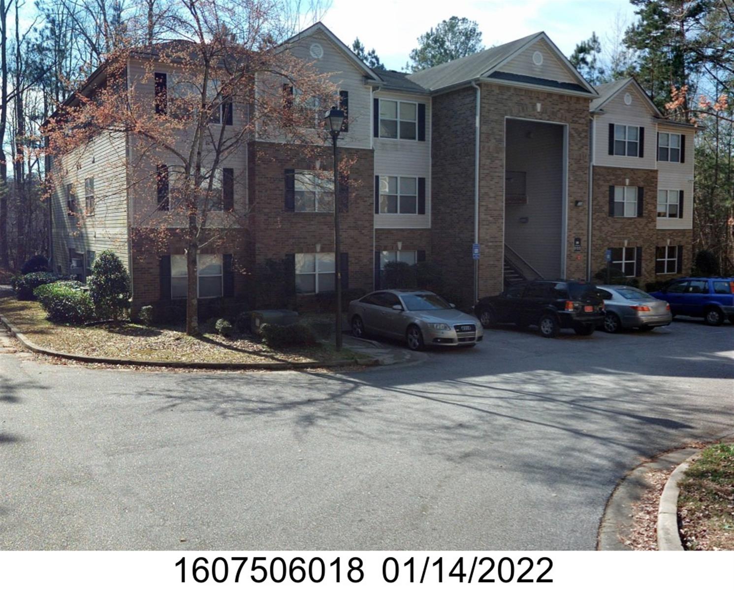 3229 Fairington Dr, Lithonia, GA 30038-5005