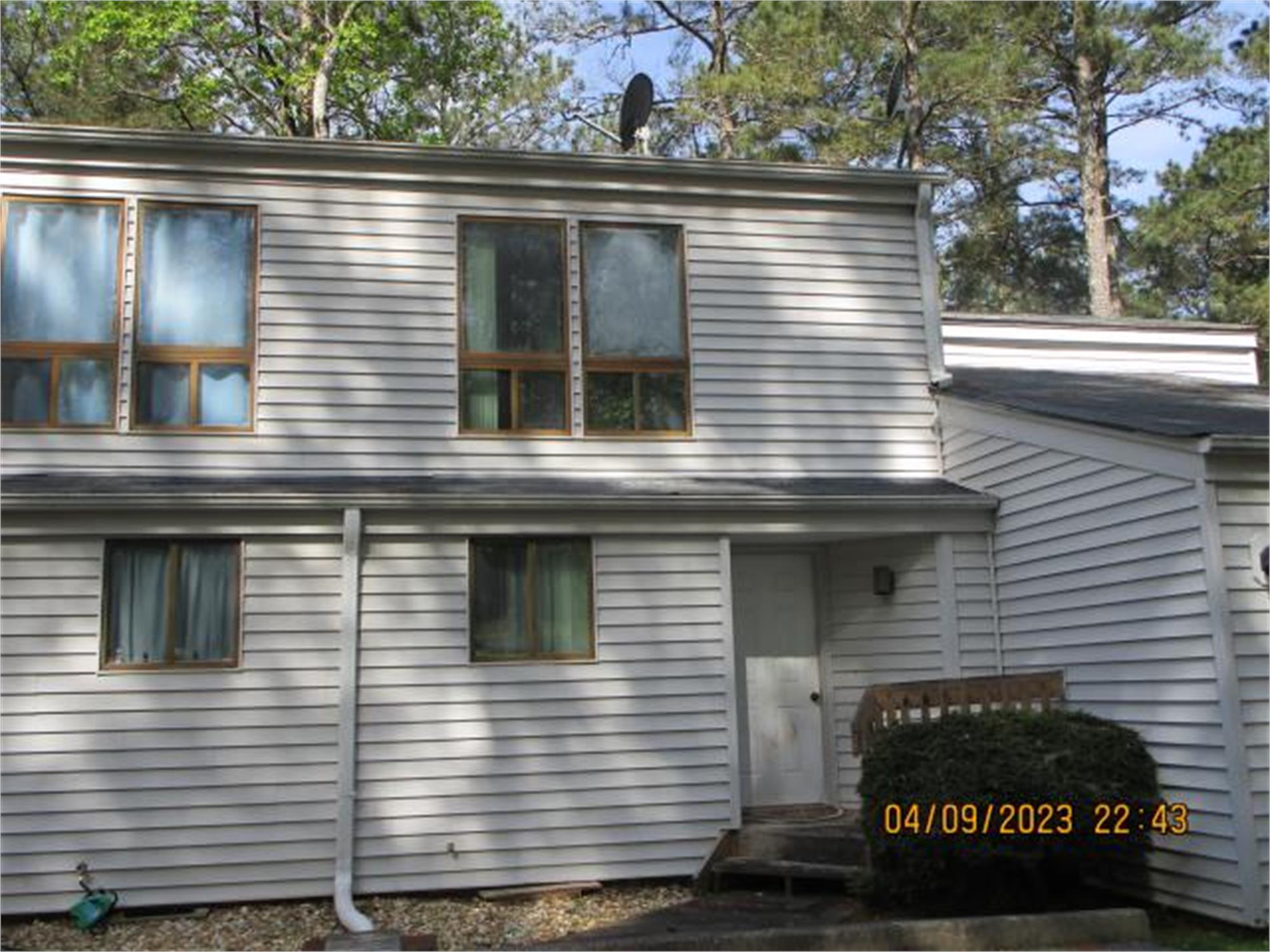 203 Oak Rdg, Villa Rica, GA 30180-3825