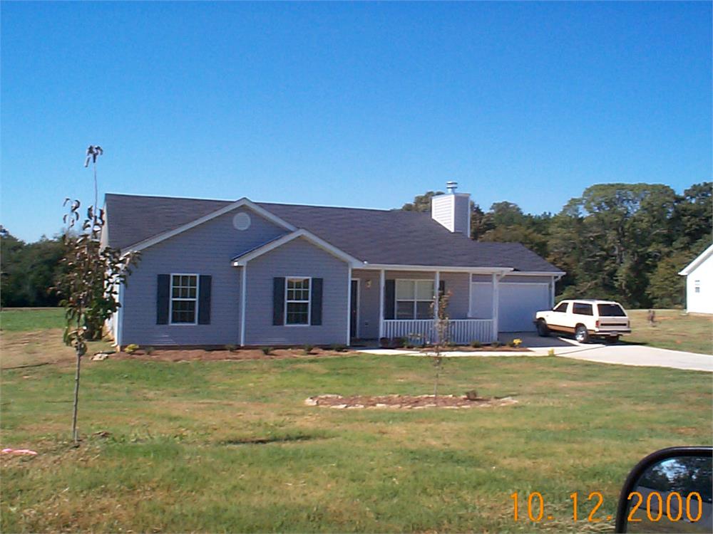 607 Bowling Ln, Winder, GA 30680-3191