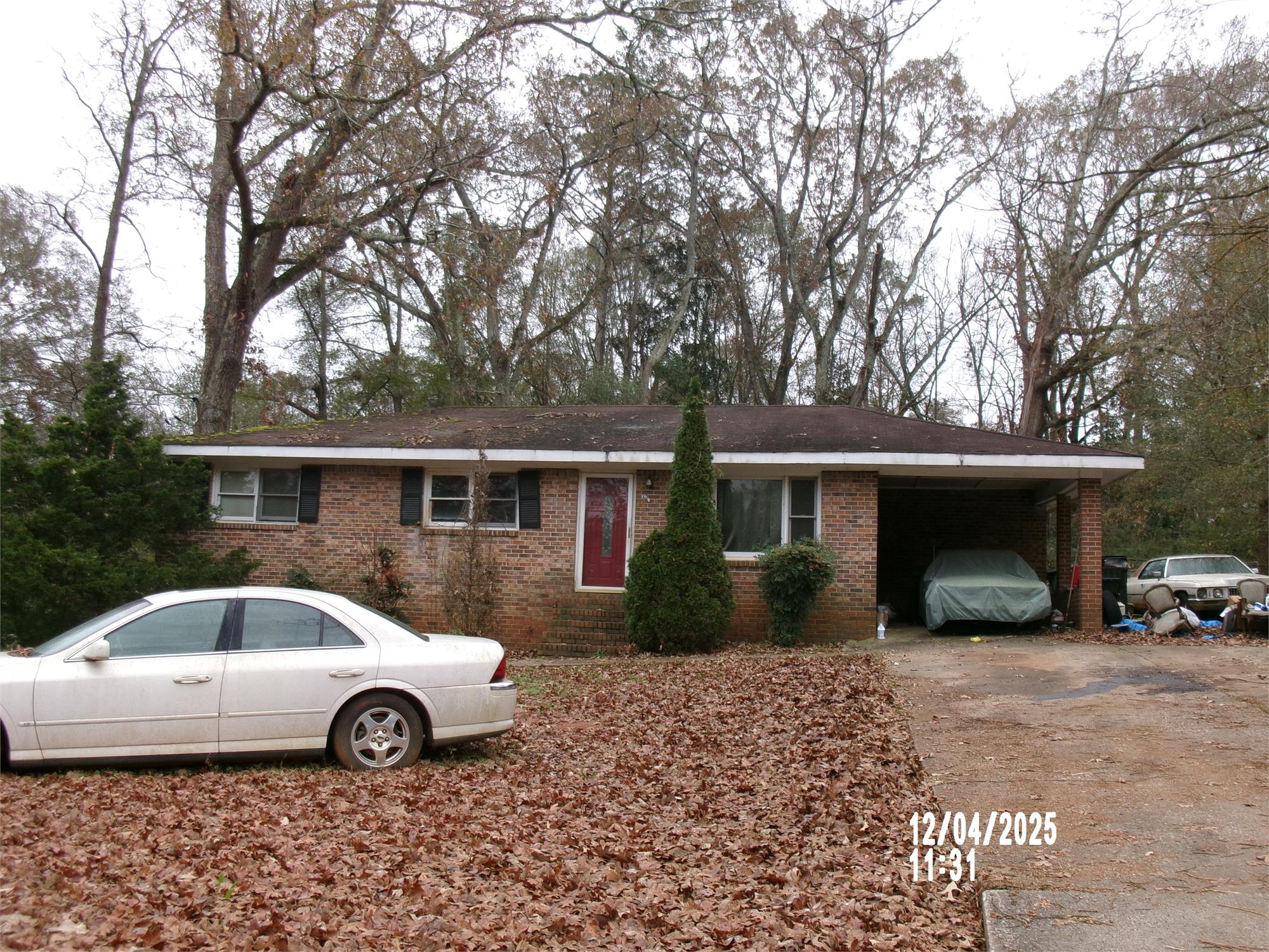 328 Dale Dr, Griffin, GA 30223-1308