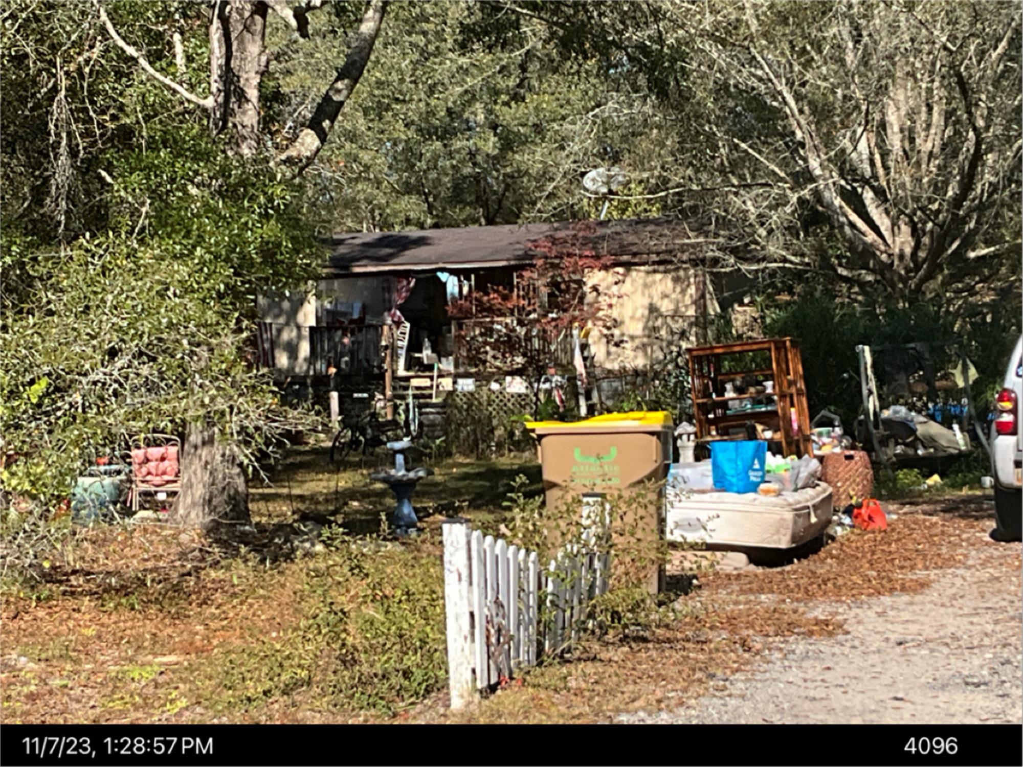 210 River Oak Dr, Bloomingdale, GA 31302-4221