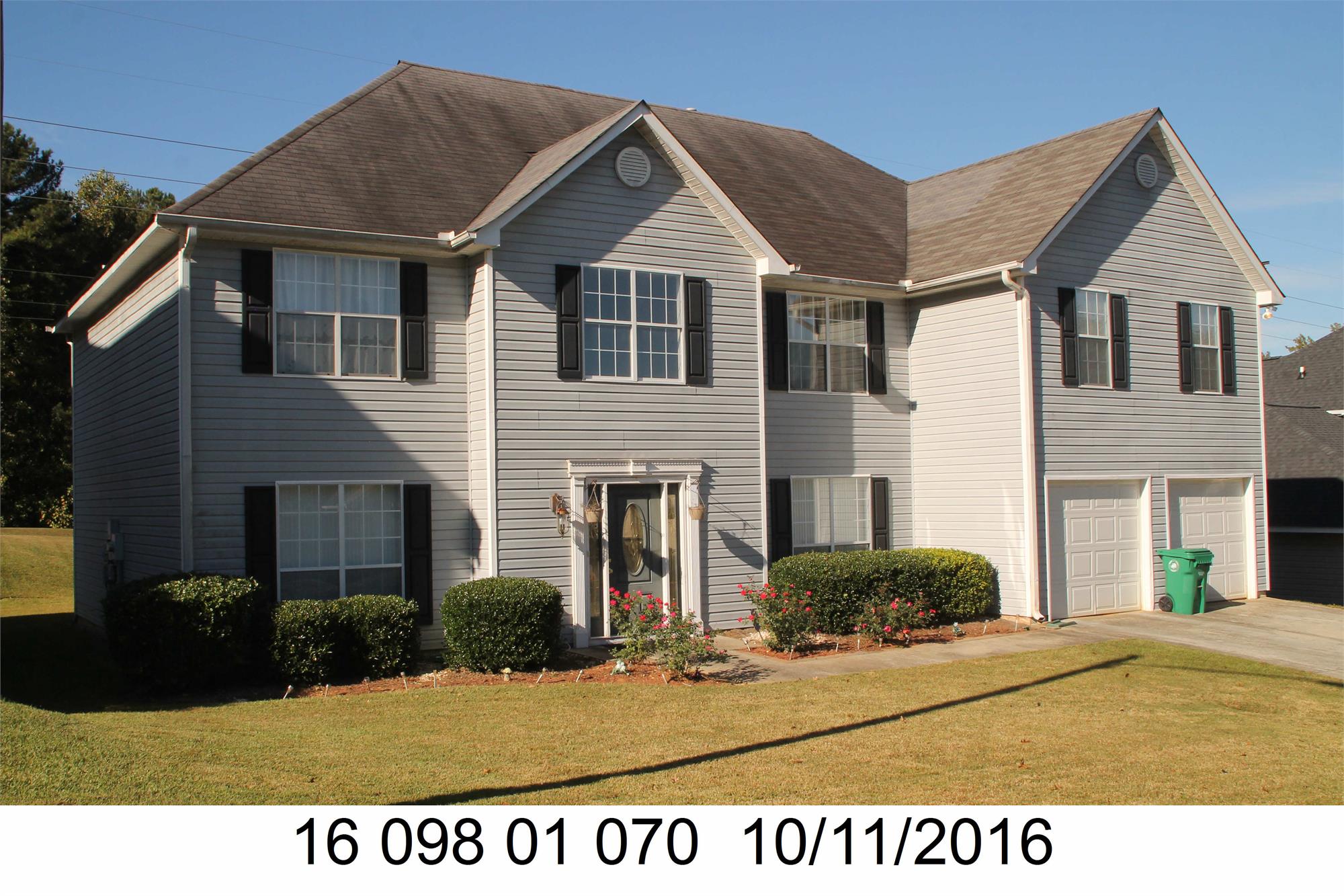 1102 Carriage Trace Cir, Stone Mountain, GA 30087-4684