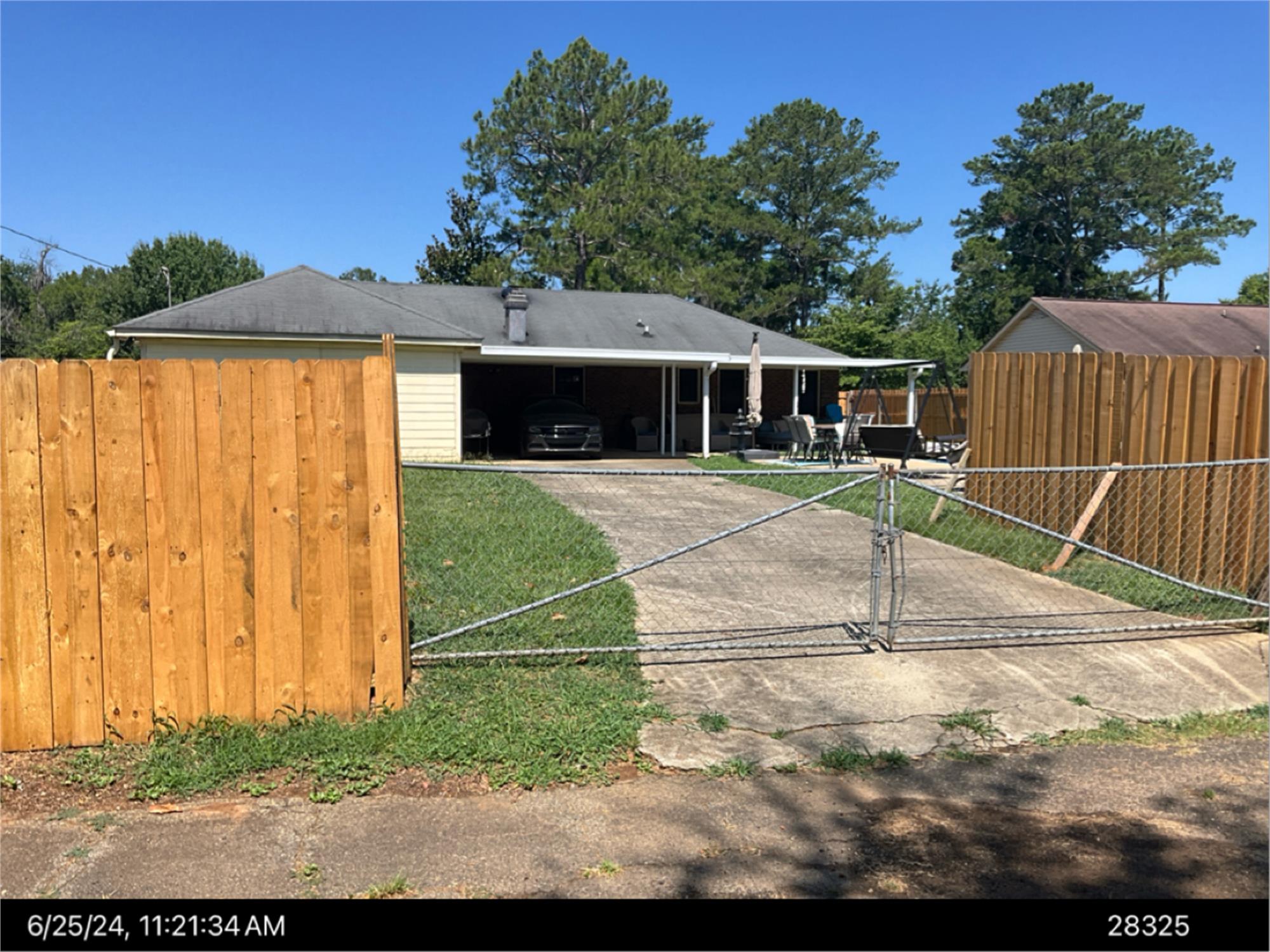 1506 Westwood Dr, Albany, GA 31721-2939