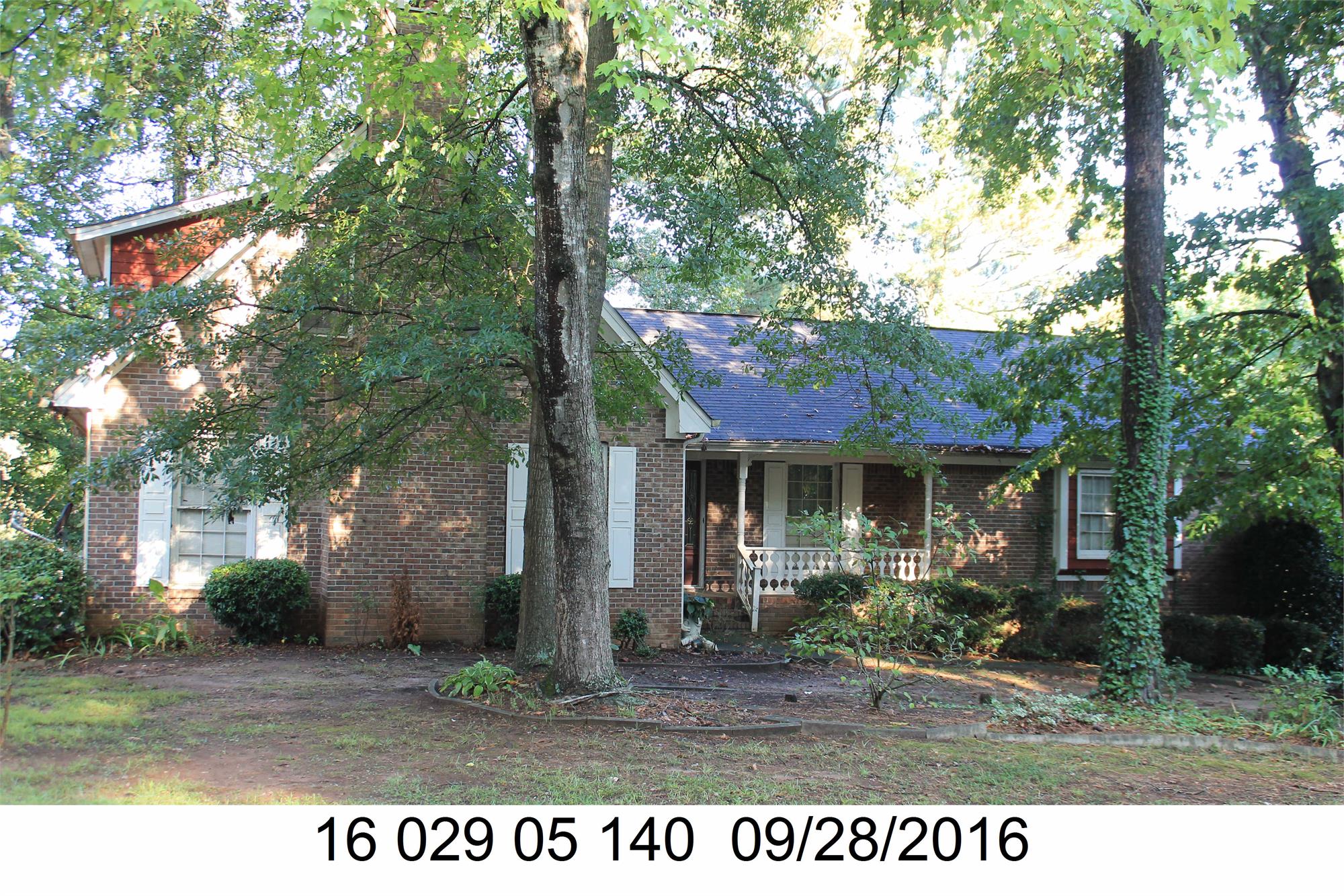1432 Golf Link Dr, Stone Mountain, GA 30088-3717