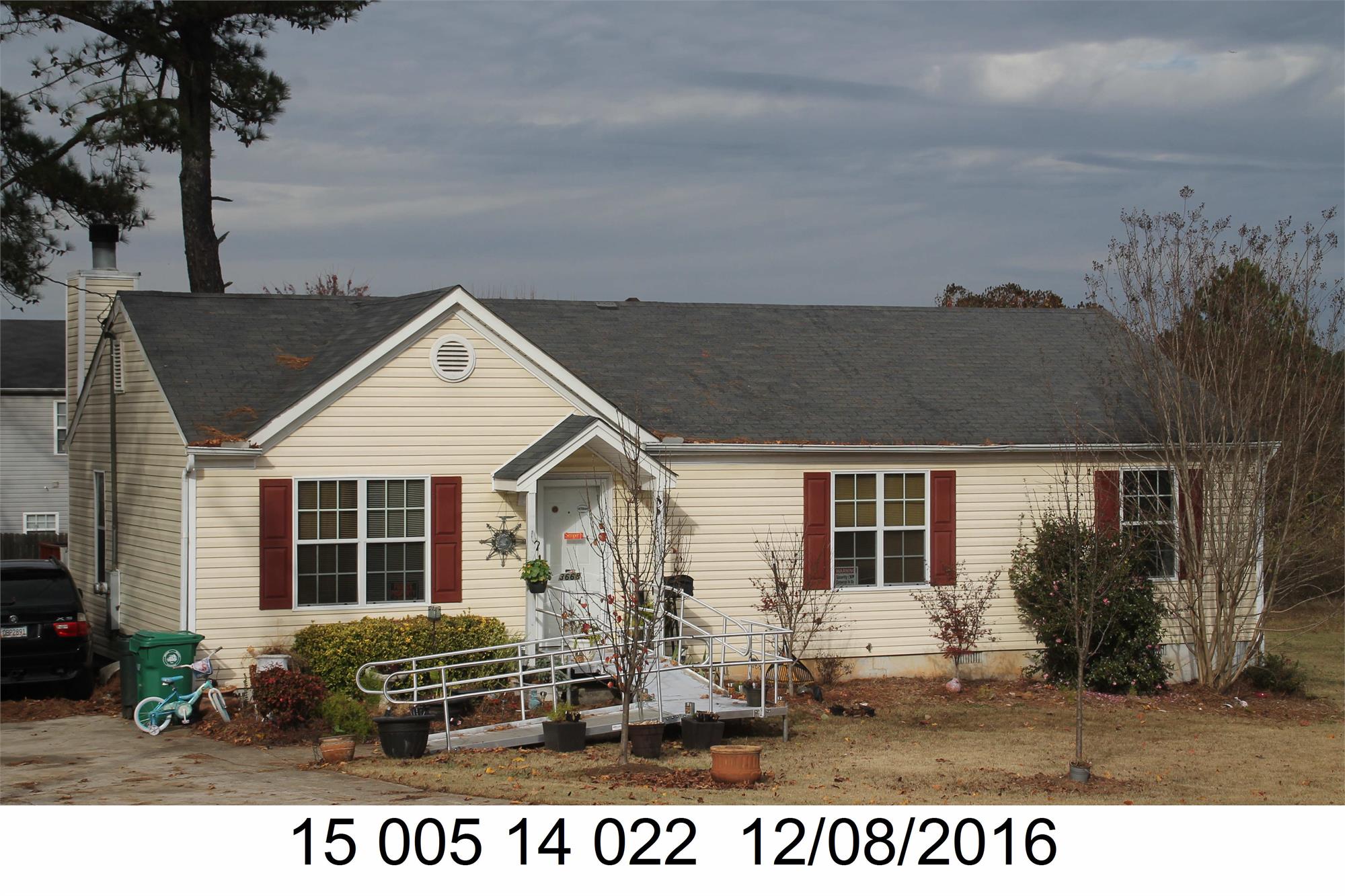 3668 Linecrest Rd, Ellenwood, GA 30294-1957