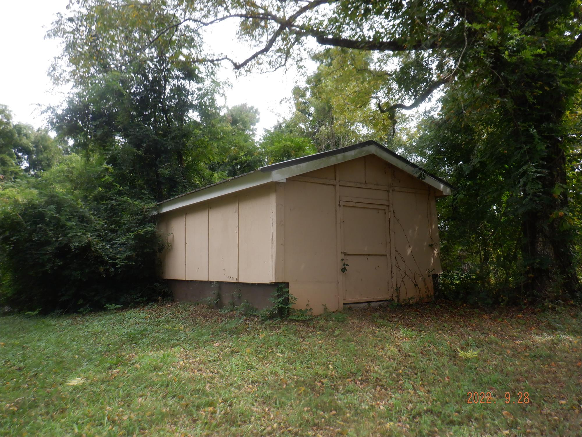 243 Wilson St, Barnesville, GA 30204-1253