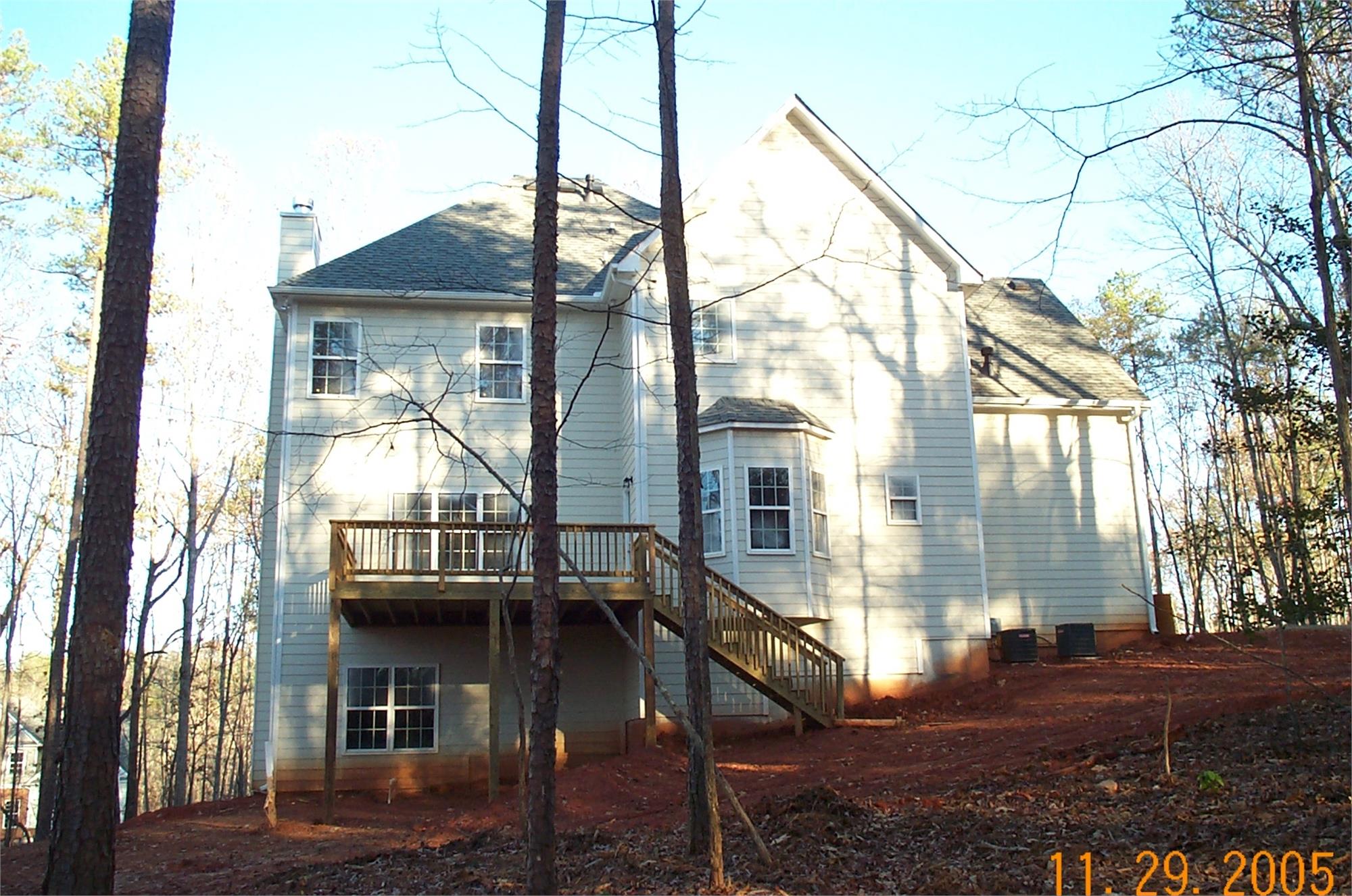 592 Crooked Creek Dr, Dahlonega, GA 30533-8785