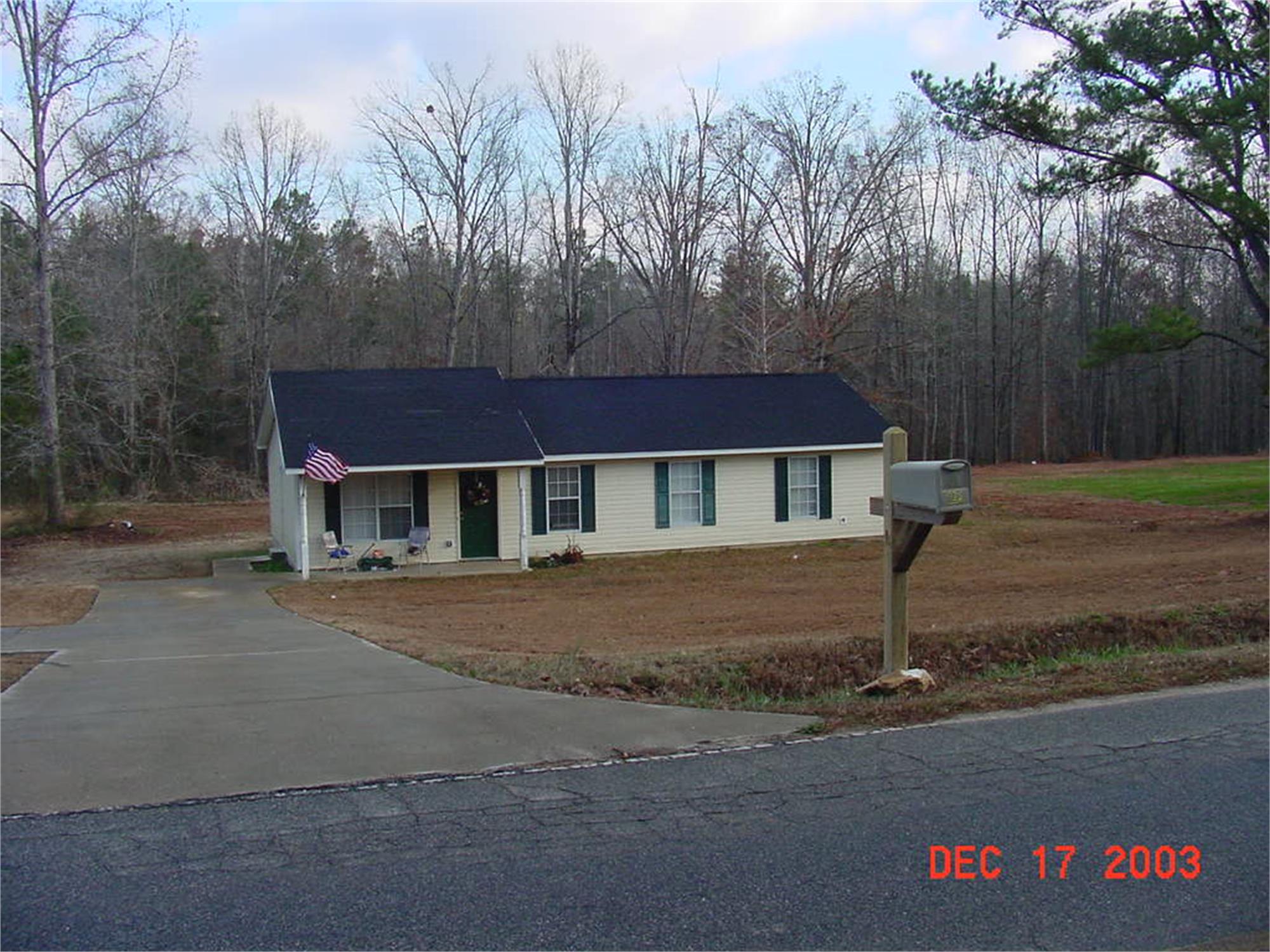 925 Mote Rd, Covington, GA 30016-5256