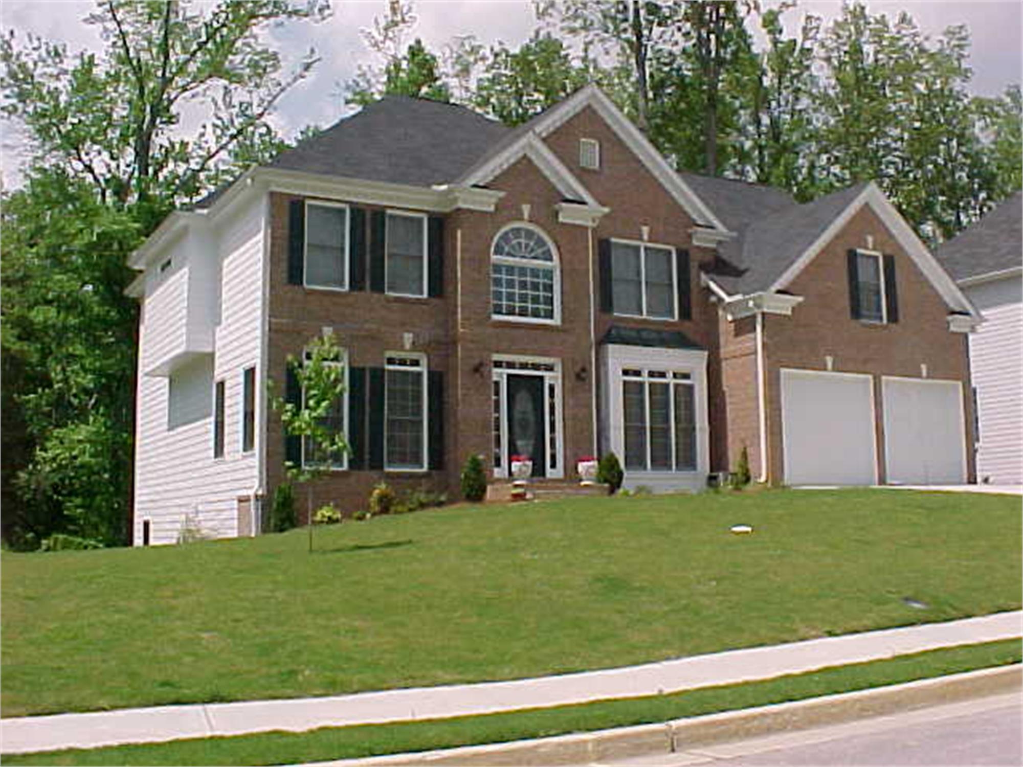 1092 Oakhurst Trl, Lawrenceville, GA 30043-2645