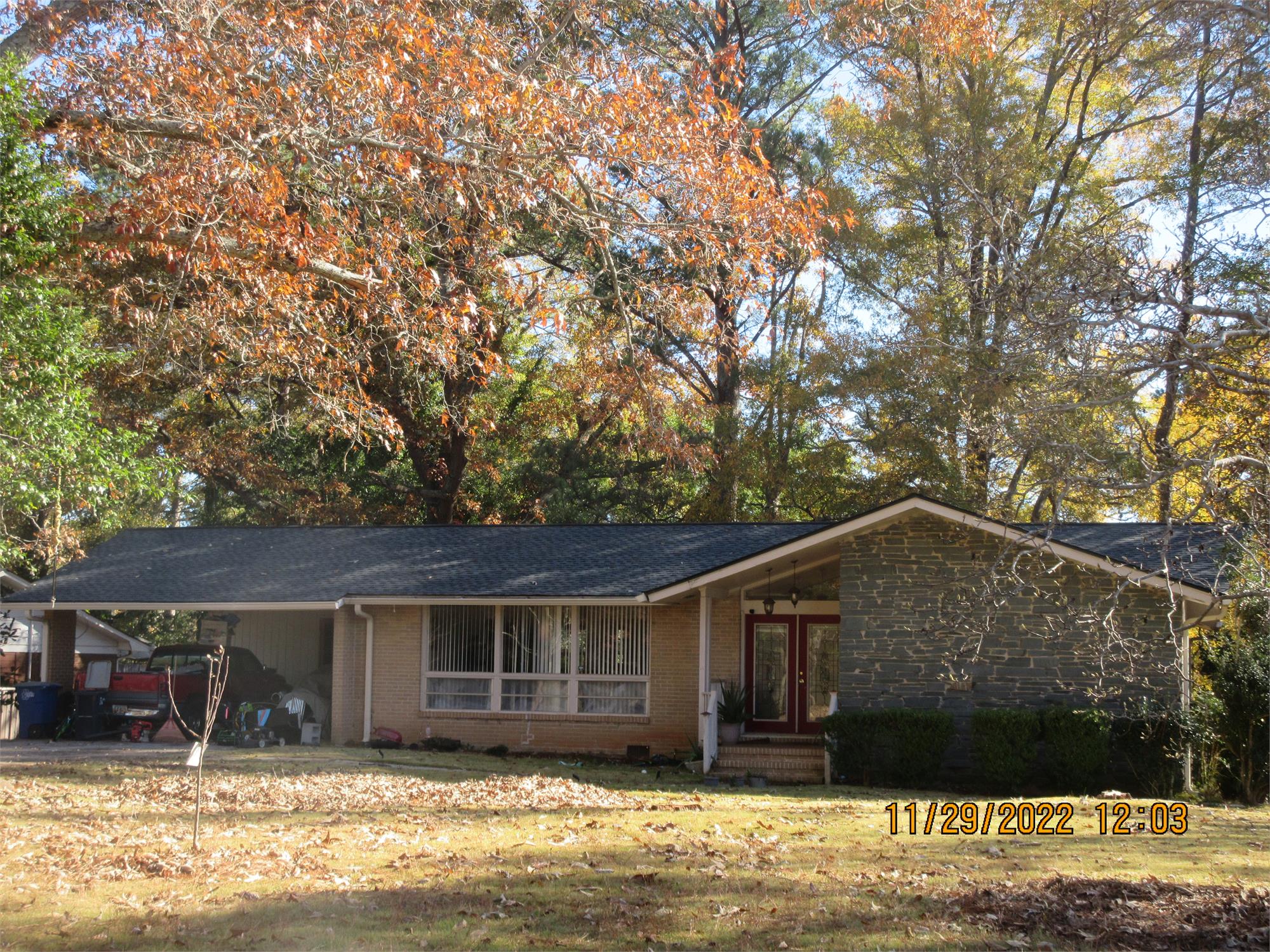 102 Summit Dr, Griffin, GA 30224-4933