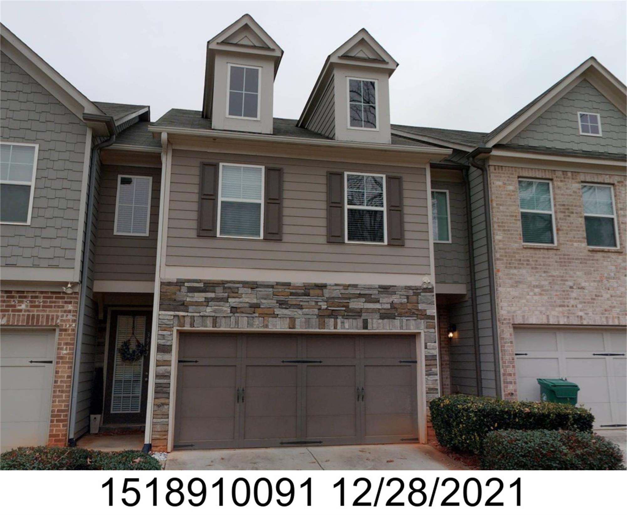 3945 Fireoak Dr, Decatur, GA 30032-3885