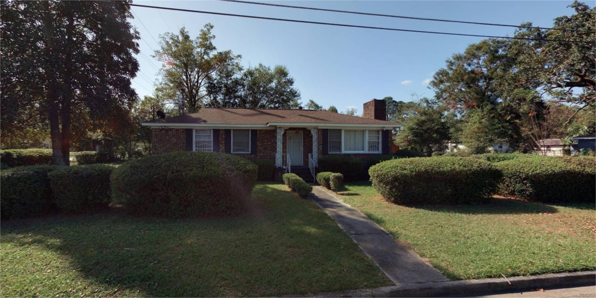 1901 Lloyd St, Savannah, GA 31405-2937