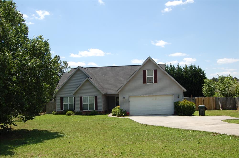 517 Tharpe Rd, Warner Robins, GA 31088-6512