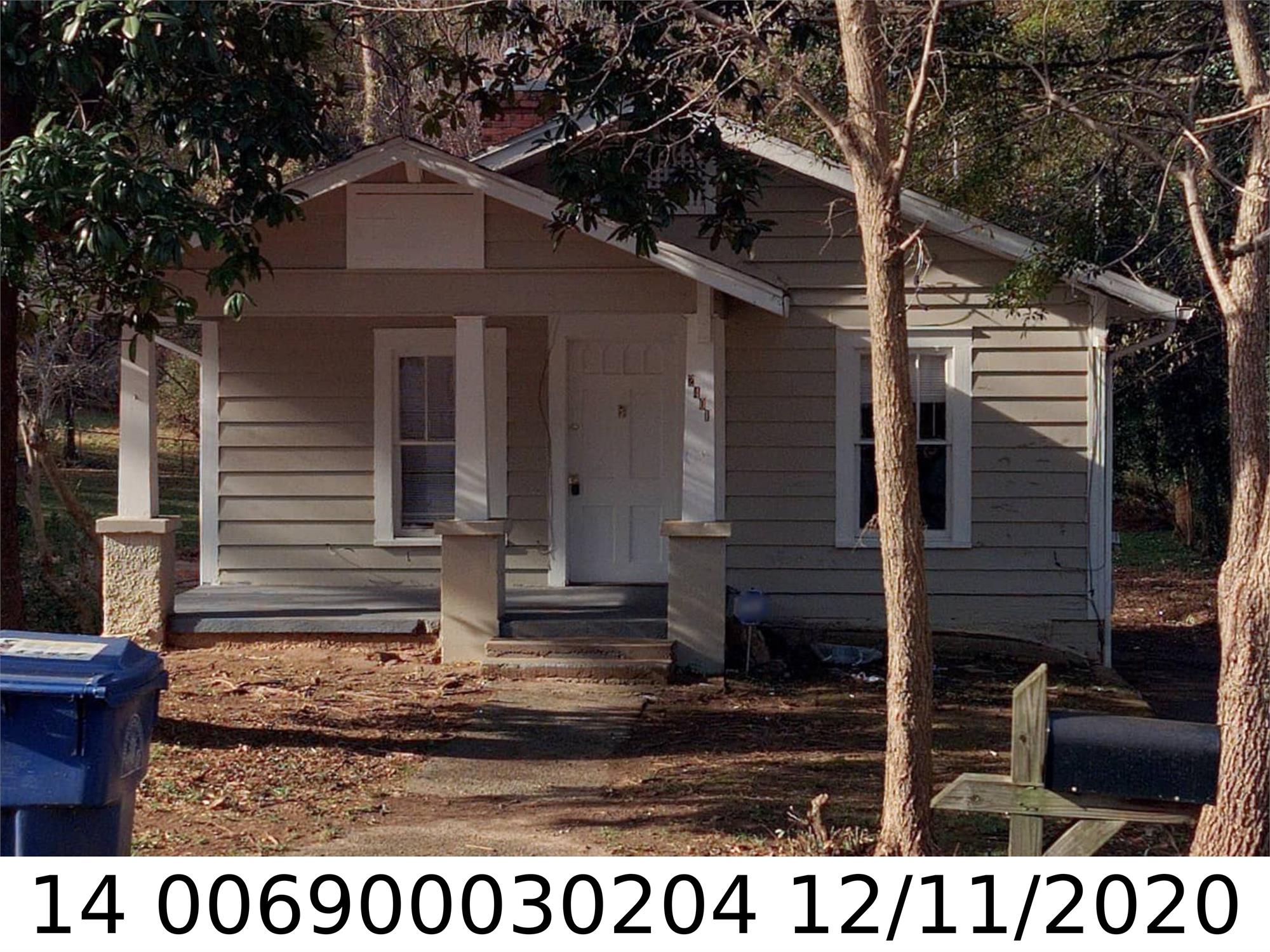 2401 Macon Dr Sw, Atlanta, GA 30315-8313