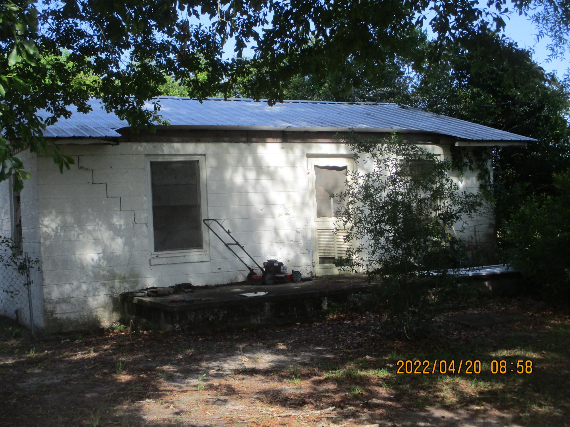 142 Hales Landing Road, Bainbridge, GA 39817