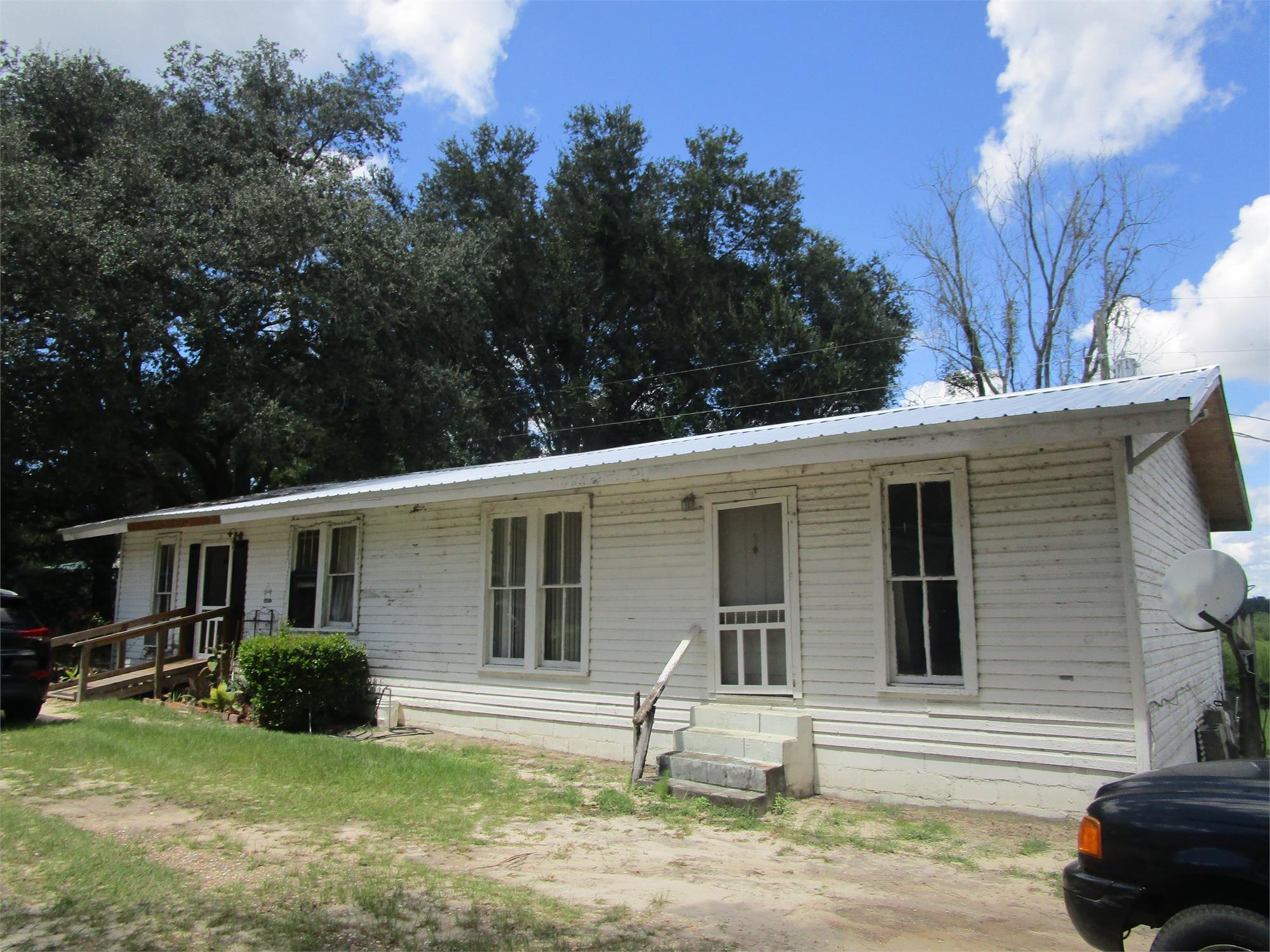 519 Old Pelham Rd, Bainbridge, GA 39817-8145