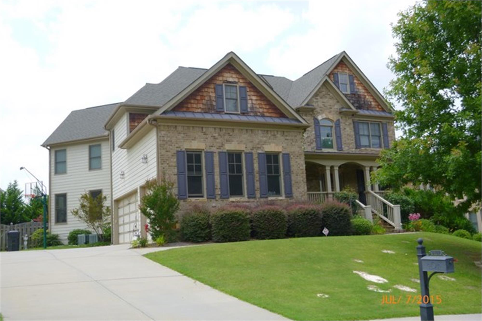 4742 Moon Chase Dr Ne, Buford, GA 30519-5360