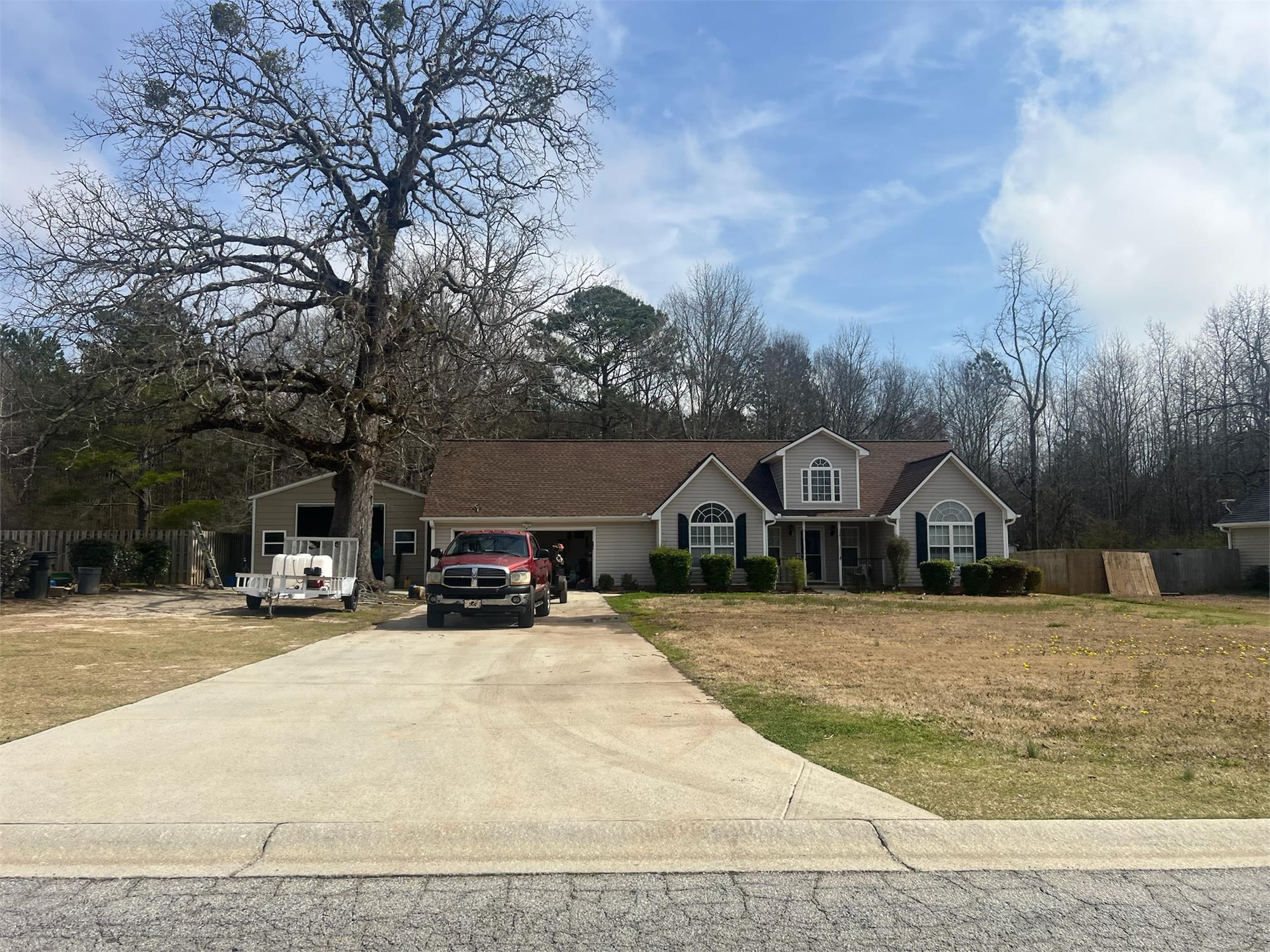 220 Windermere Dr, Loganville, GA 30052-4648