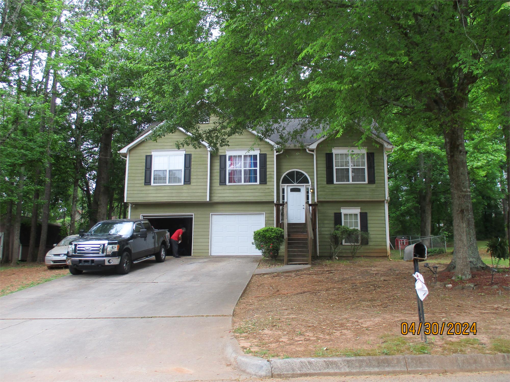 109 Halifax Dr, Griffin, GA 30223-8713