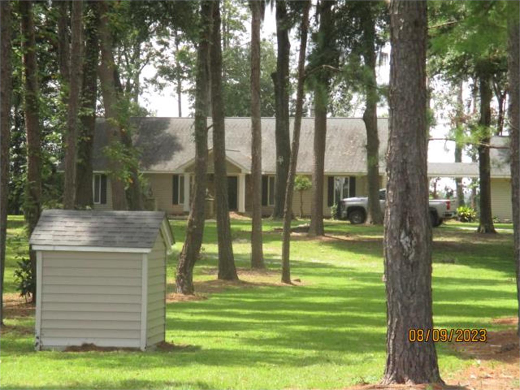 24 Rosalyn Rd, Georgetown, GA 39854-4241