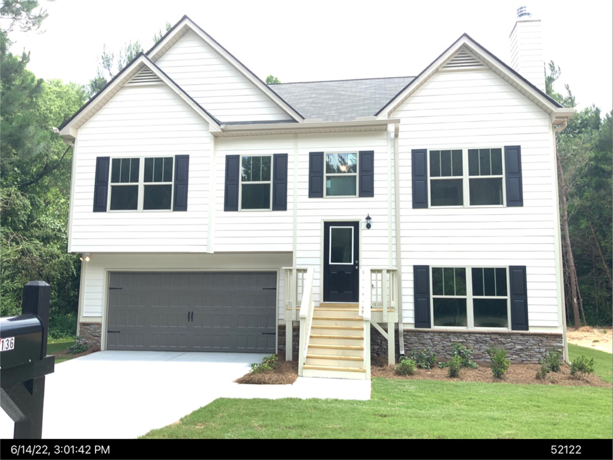 136 Sourwood Ln, Temple, GA 30179-4664
