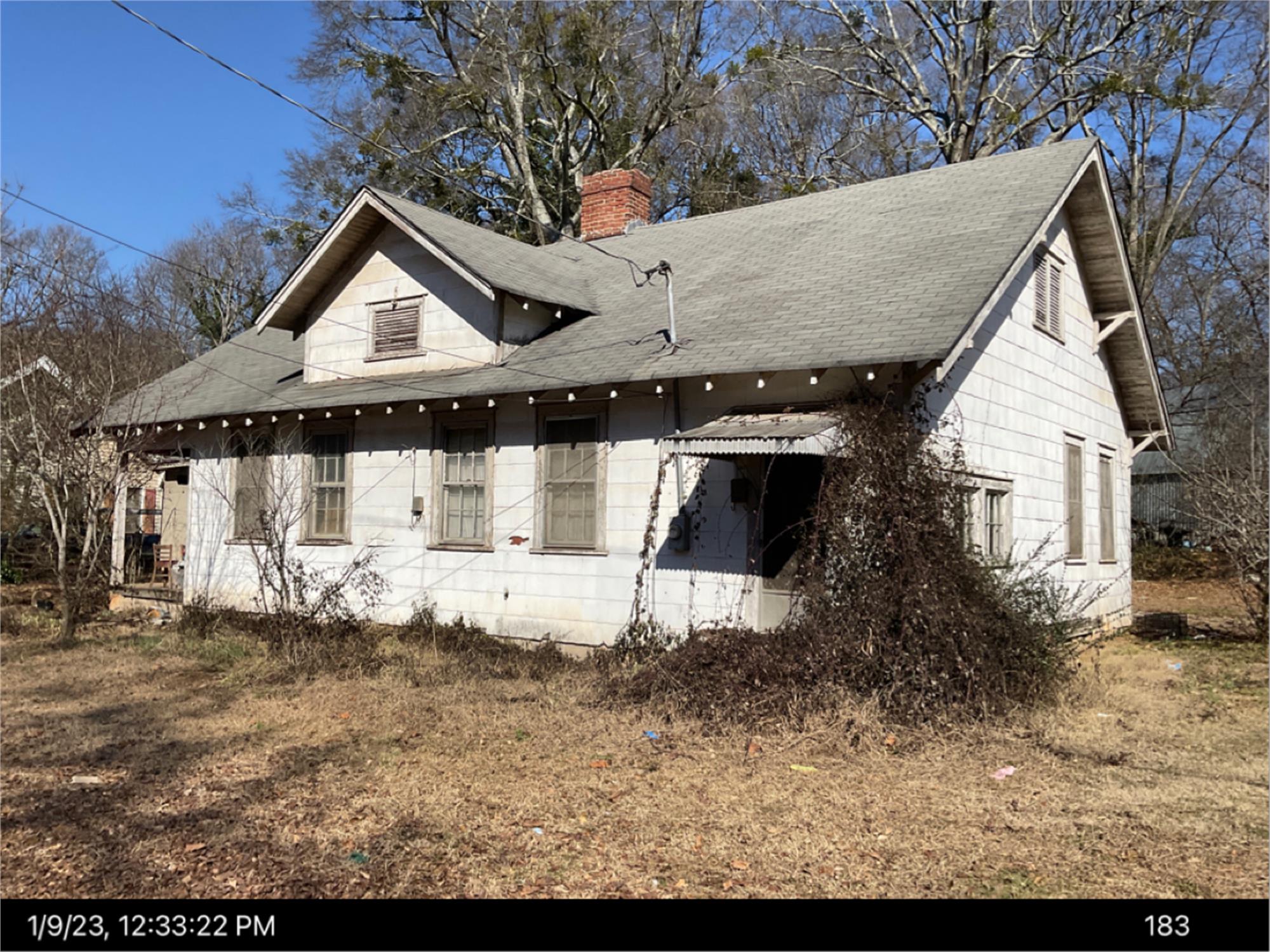 17 Stallworth St, Gainesville, GA 30501-6823