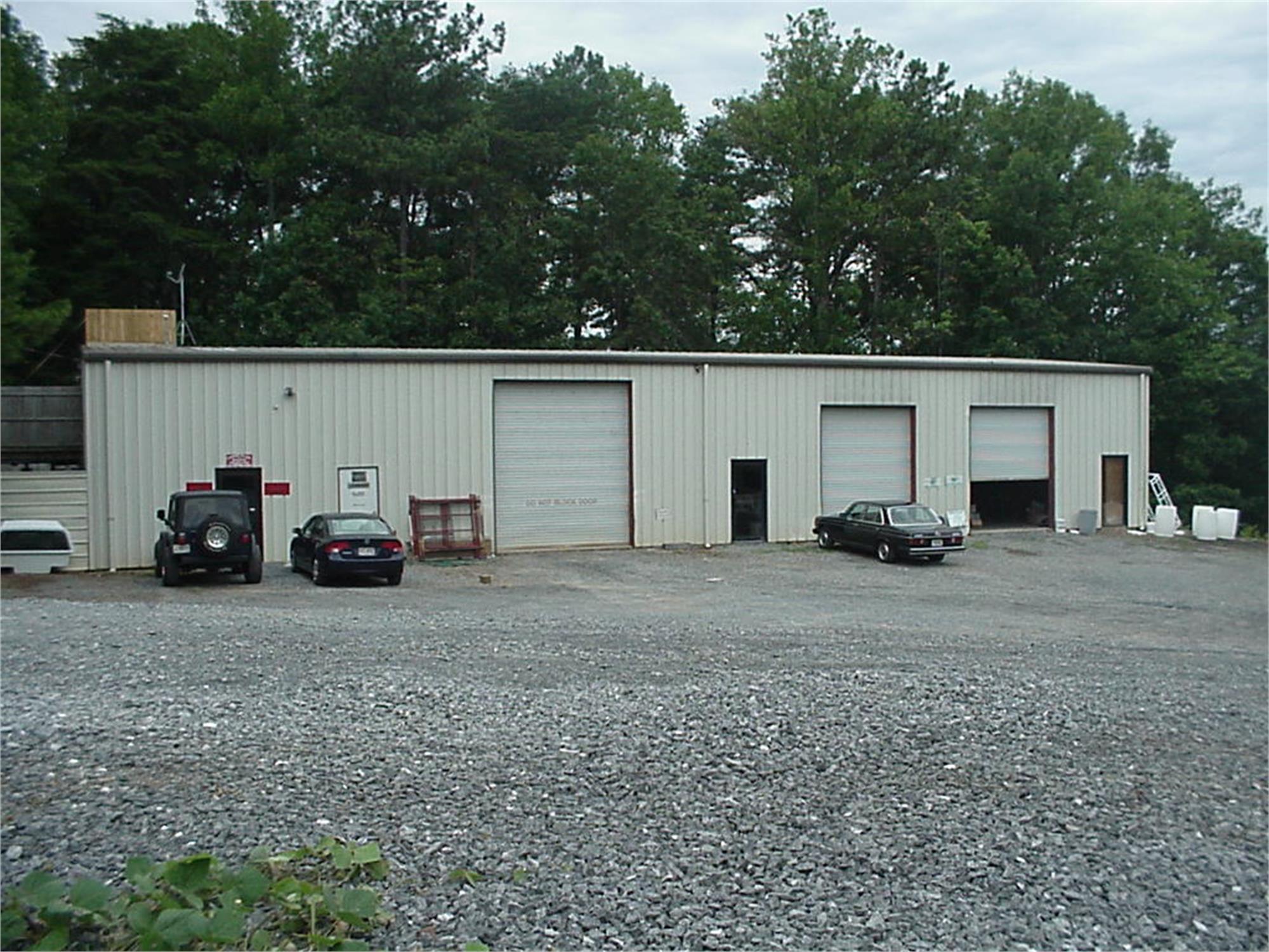 Photo 3
