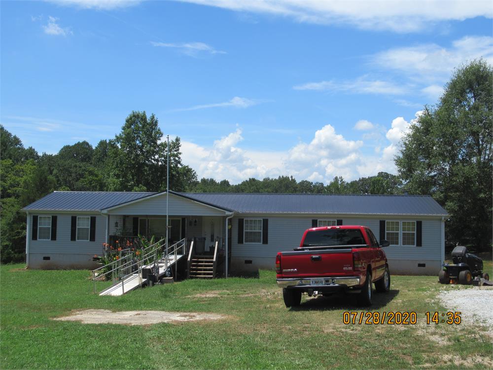 3381 Highway 326, Commerce, GA 30530-7256