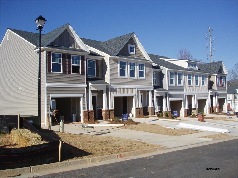 394 Turtle Creek Dr, Winder, GA 30680-8392