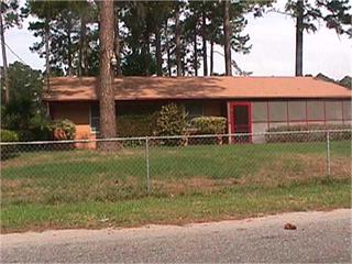 681 Towers Ave, Brunswick, GA 31525-8823
