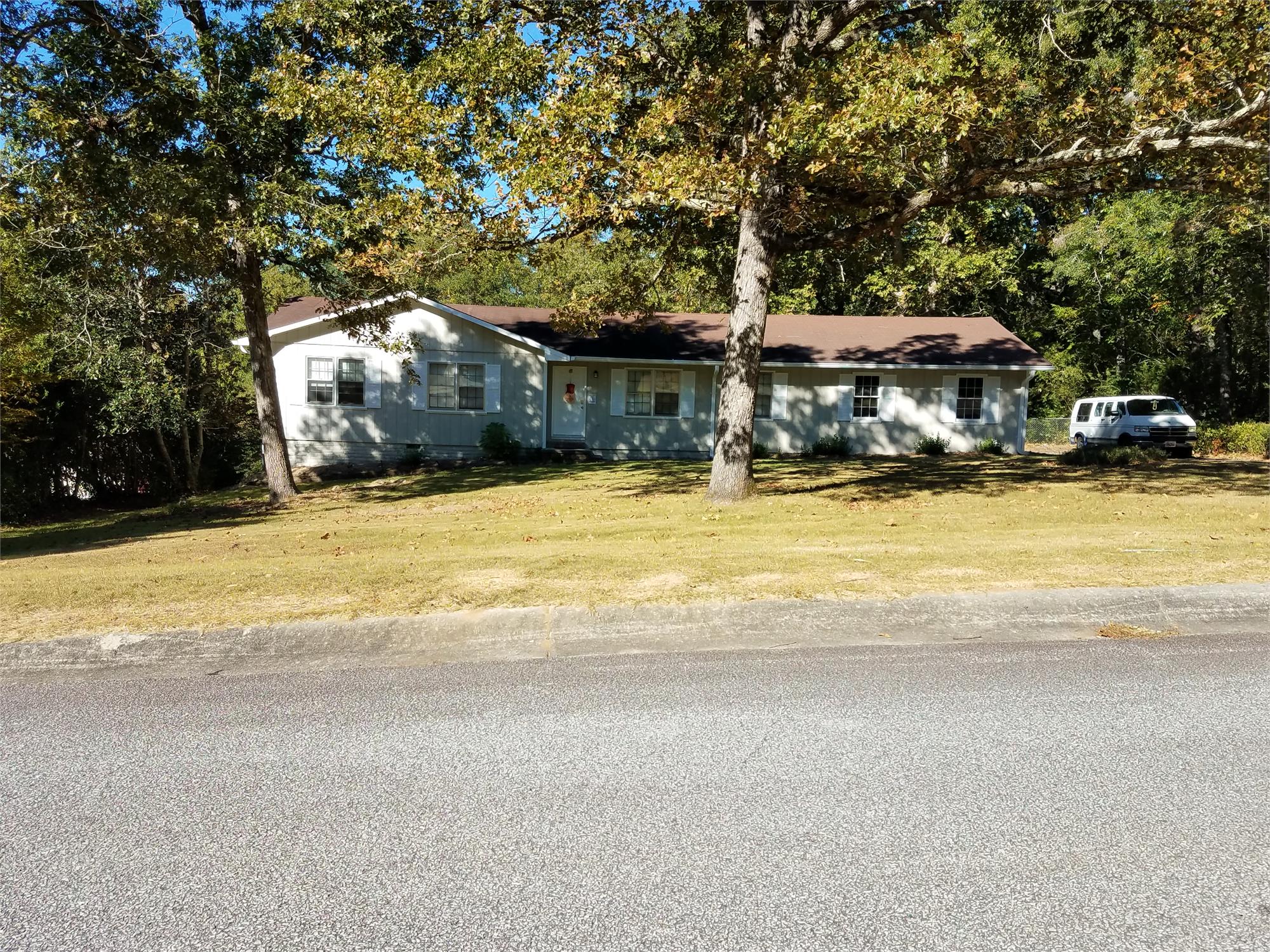 2460 Rolling Acres Dr Sw, Conyers, GA 30094-6185