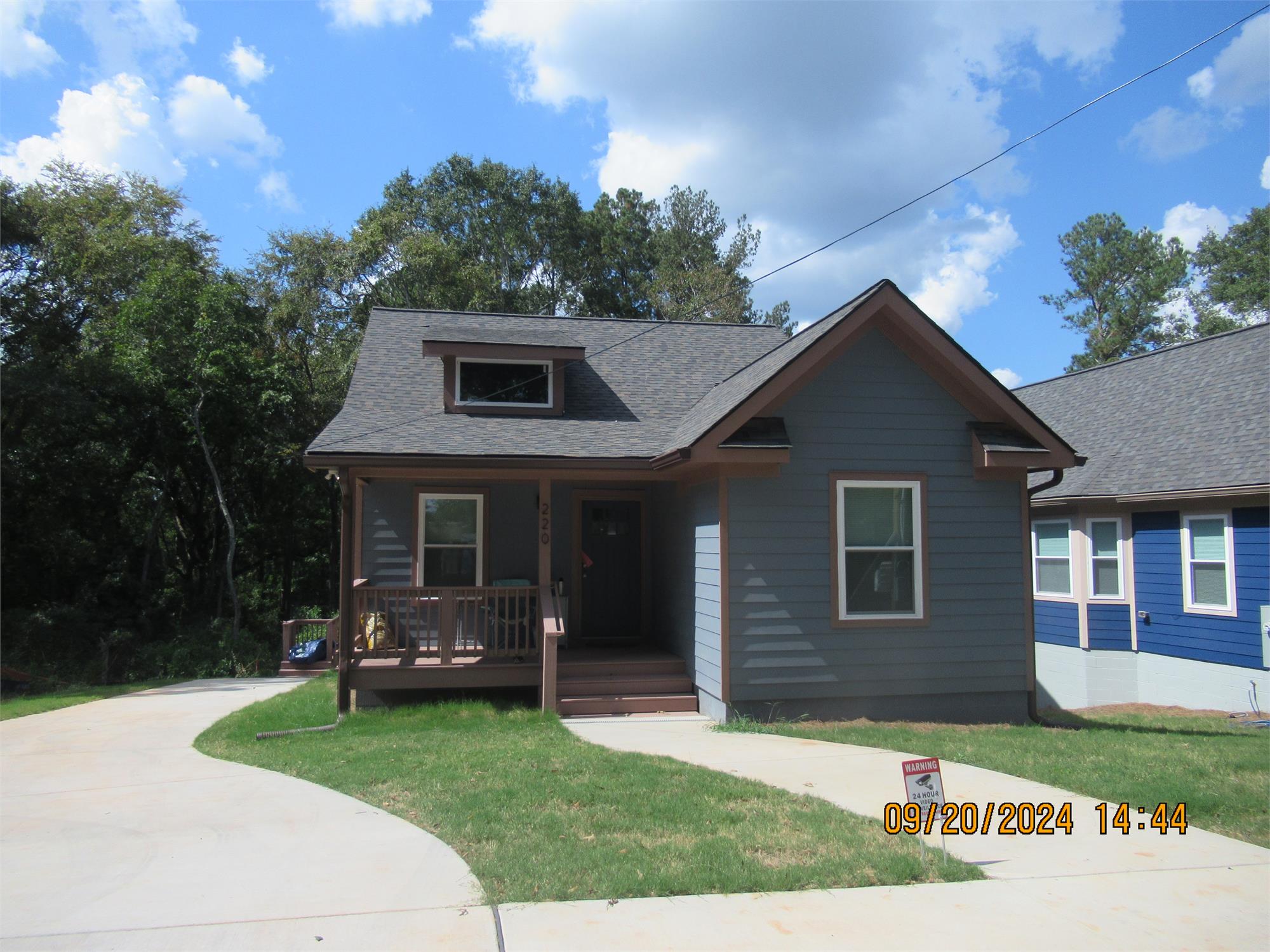 Photo 2