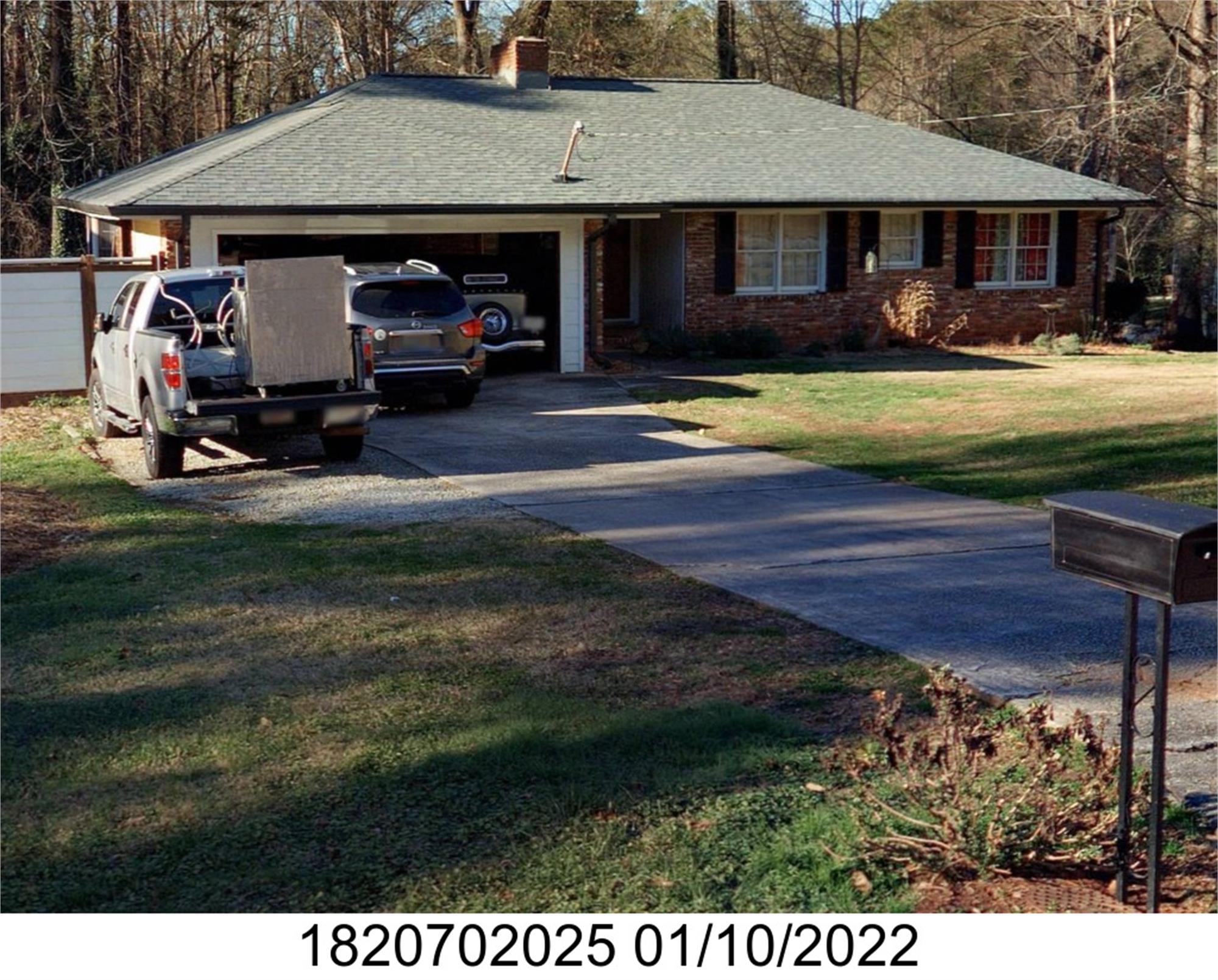 2722 Glenbriar Dr Ne, Atlanta, GA 30345-2622