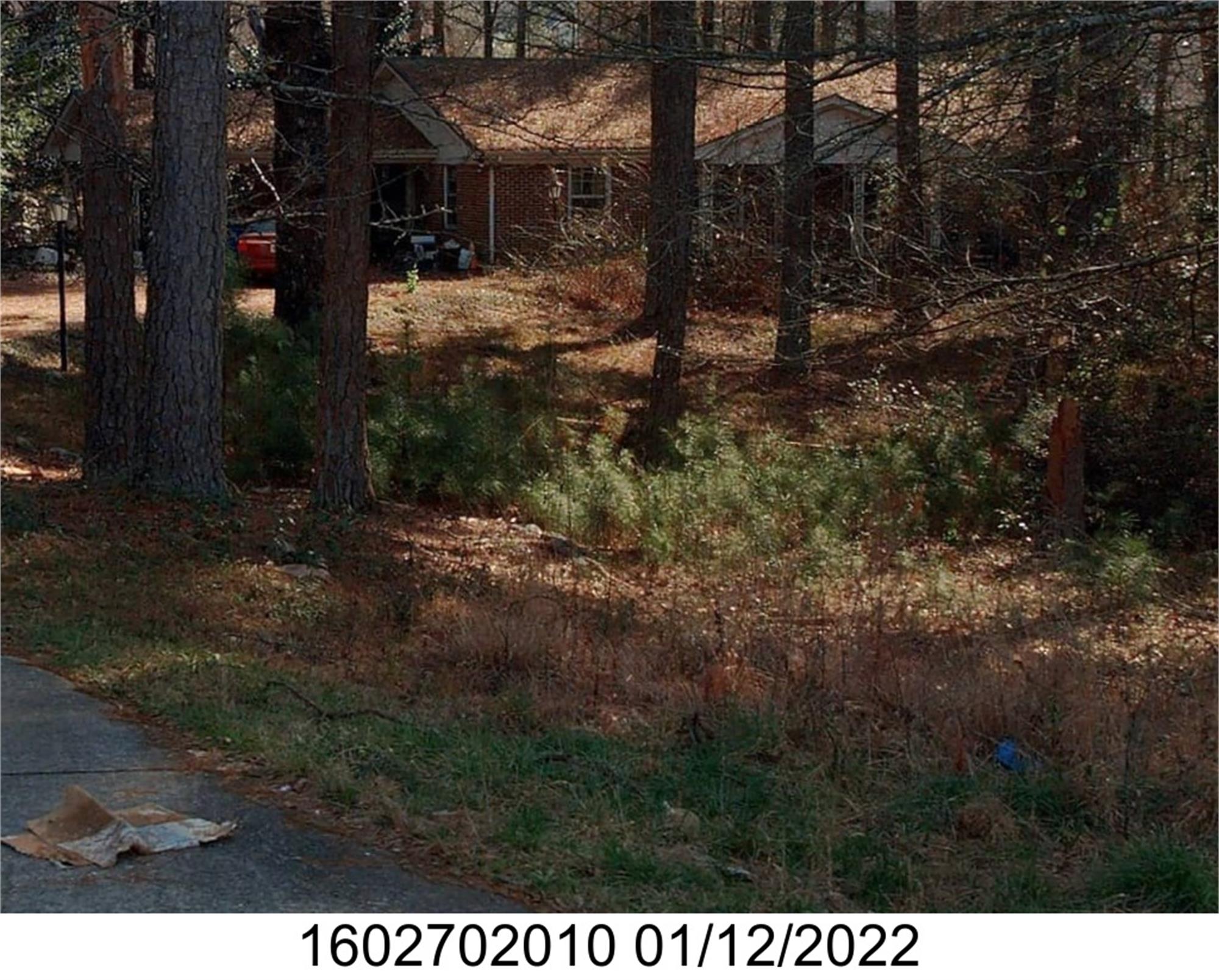 2386 Young Rd, Stone Mountain, GA 30088-4112