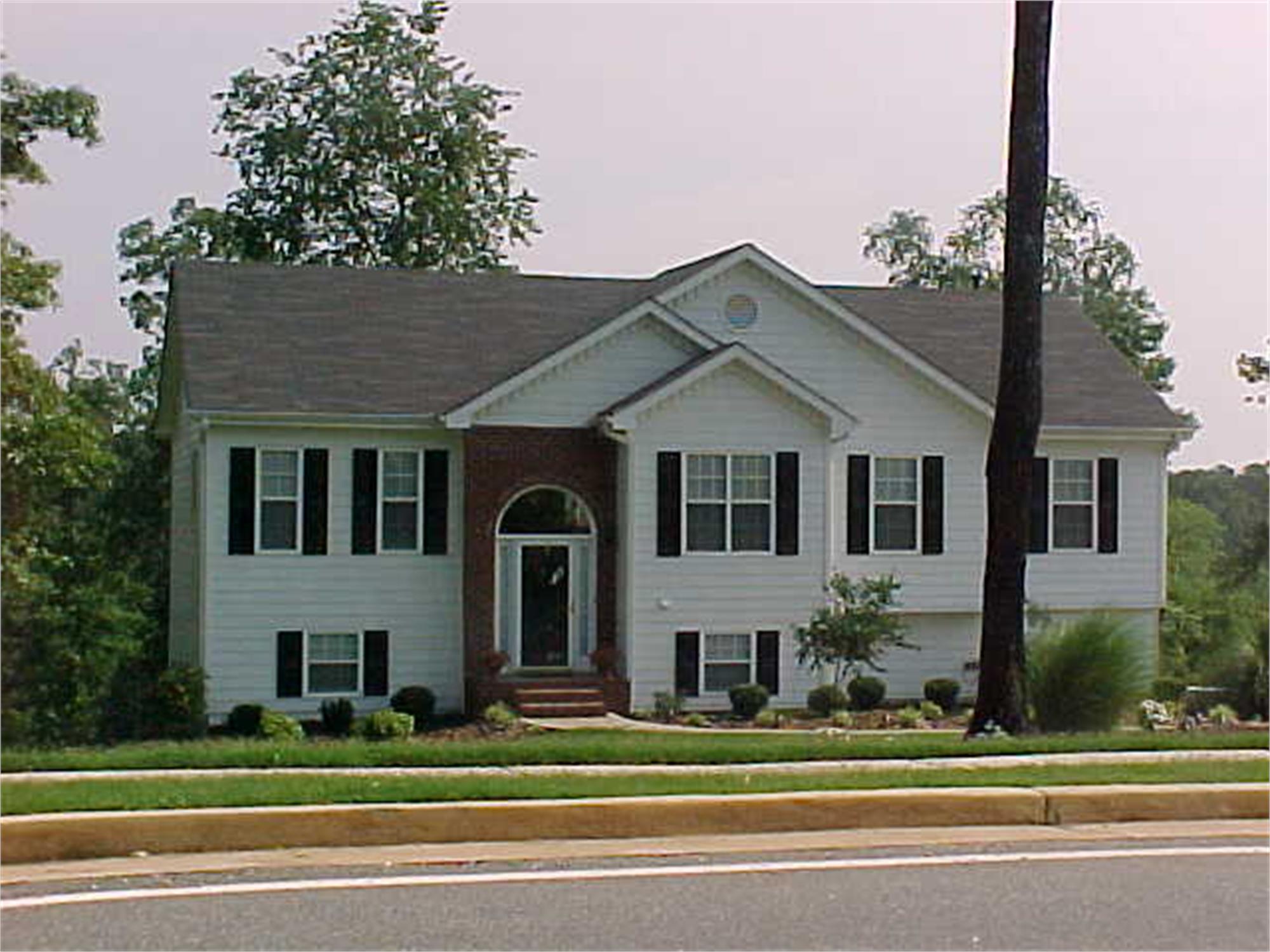 1780 N Round Rd, Lawrenceville, GA 30045-3496