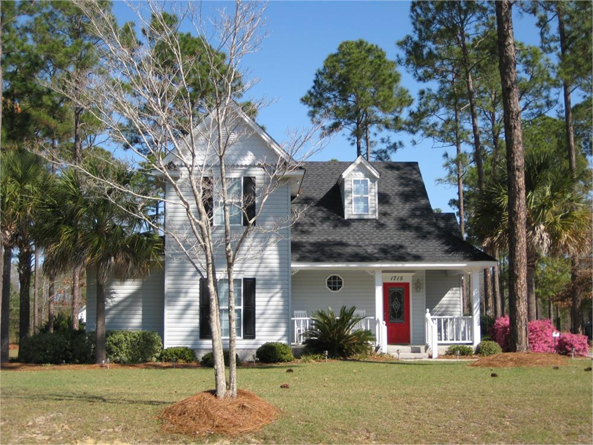 1715 Jimmy St, Adel, GA 31620-1222