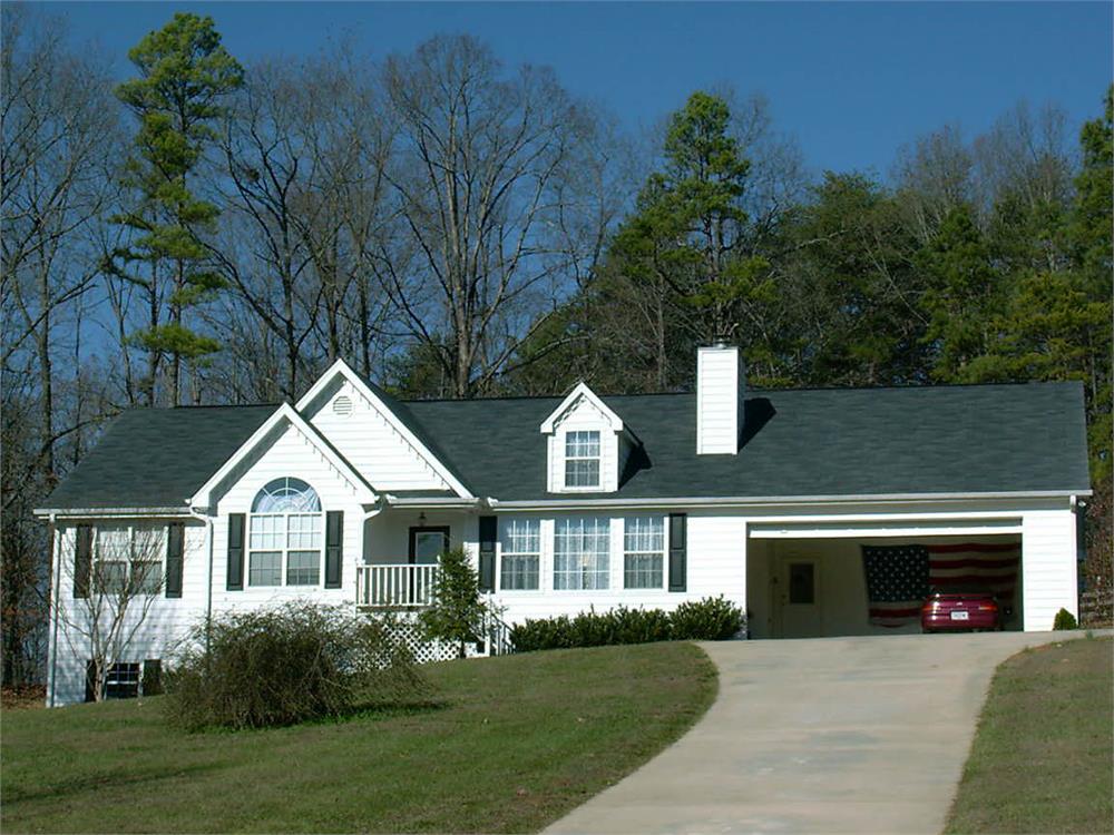 2360 Hollie Ln, Cumming, GA 30040-7102