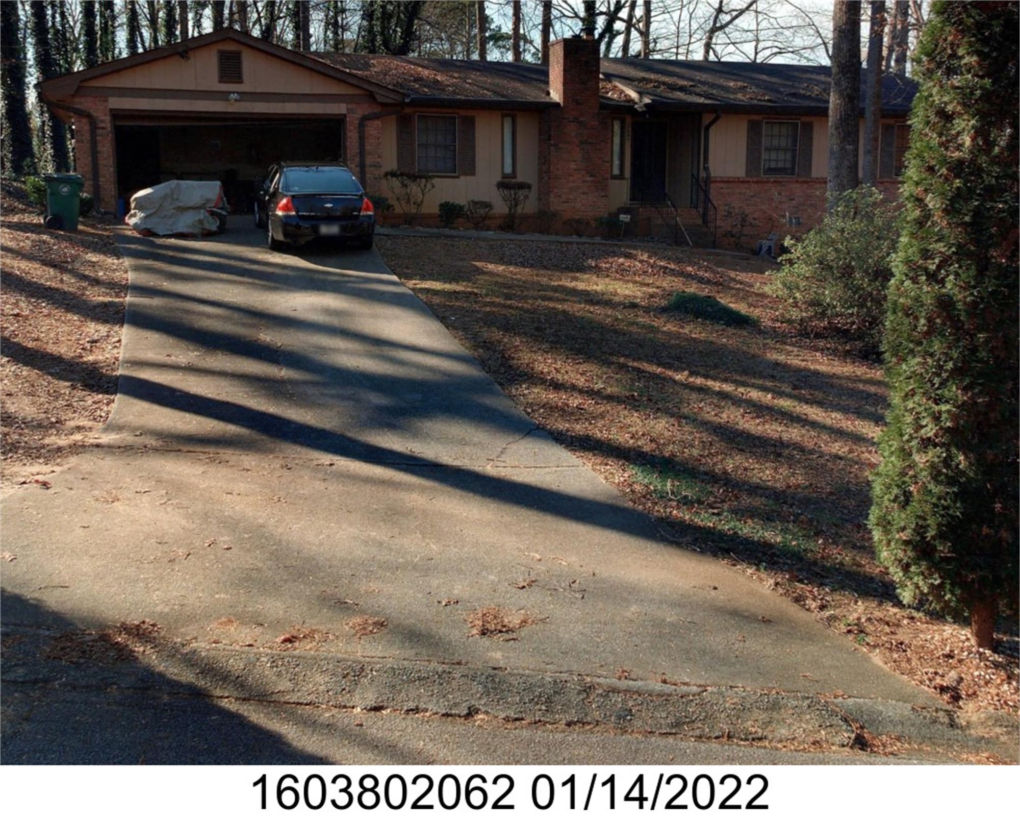 2099 Panola Way Ct, Lithonia, GA 30058-5526