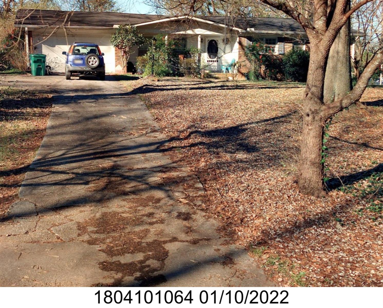 450 Oak Hill Cir, Stone Mountain, GA 30083-4206