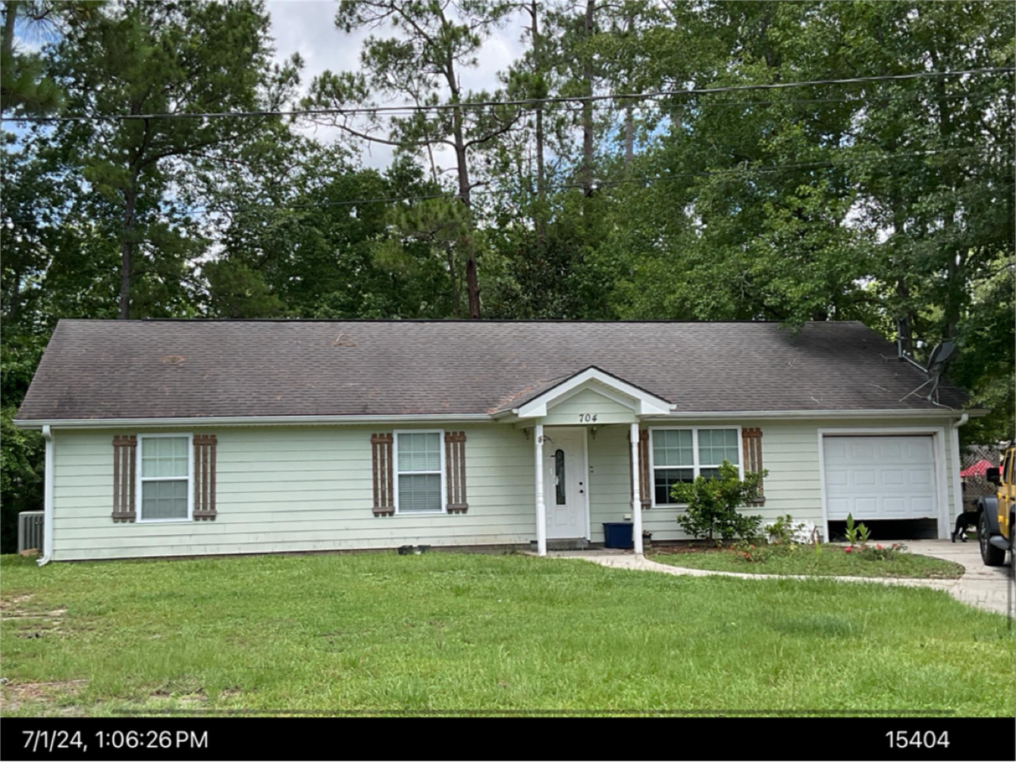 704 S May St, Kingsland, GA 31548-5123