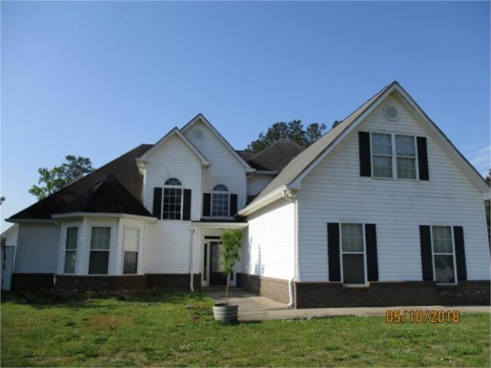 225 Lakeridge Dr, Temple, GA 30179-4304